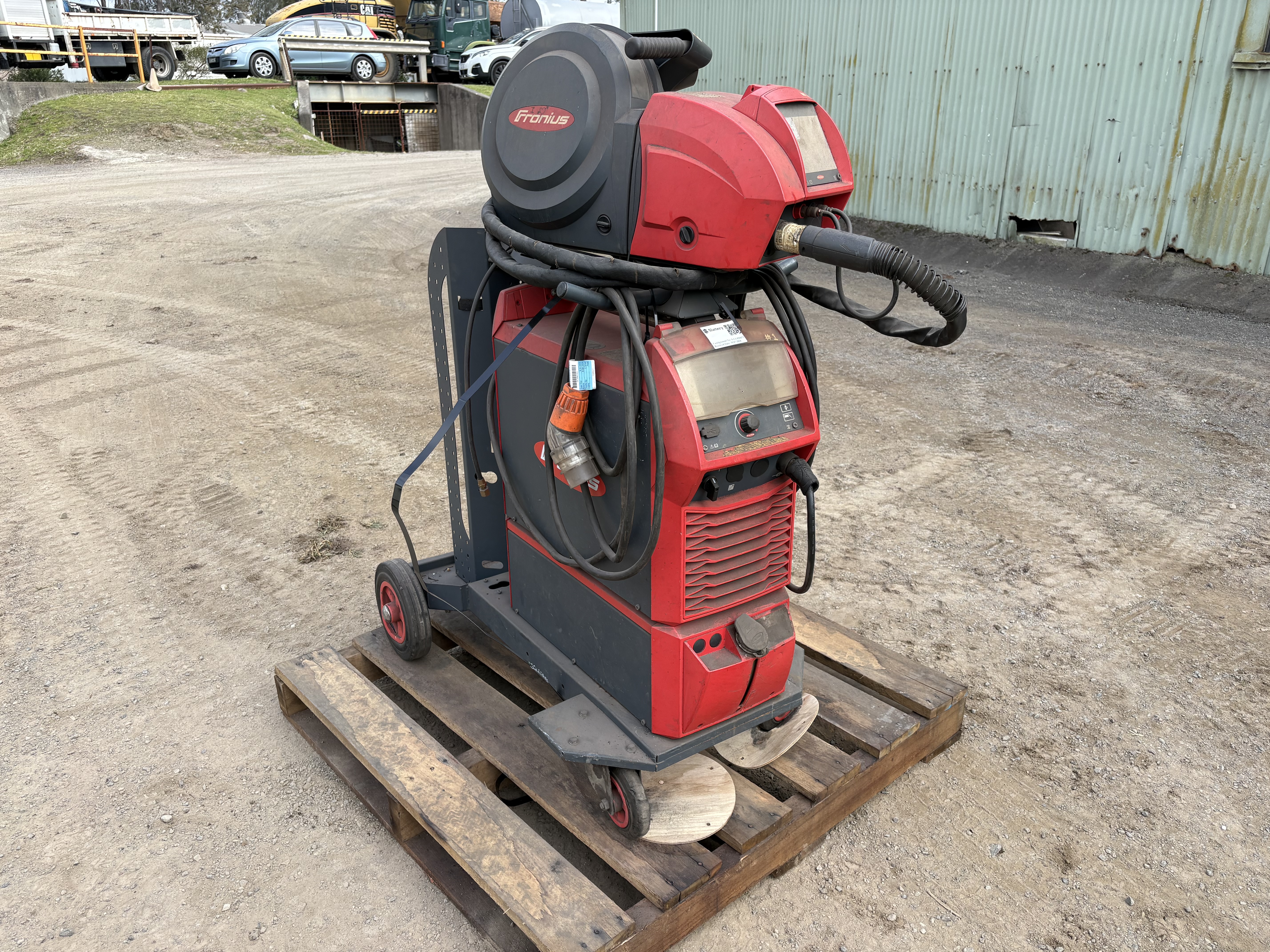 Fronius 400i MIG/MAGS Welder (does not work)