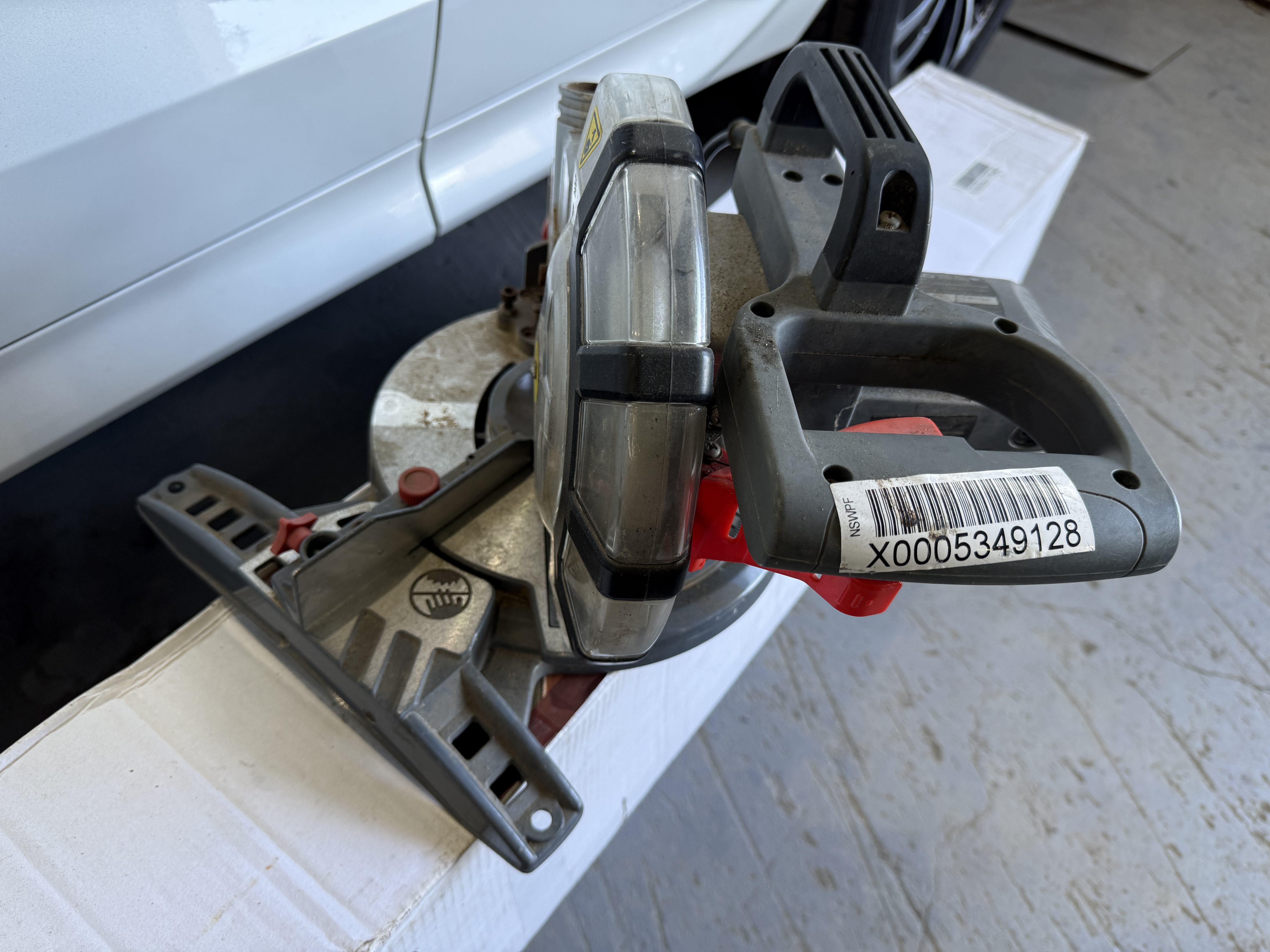 Drop Saw Ozito (Ex-Police)