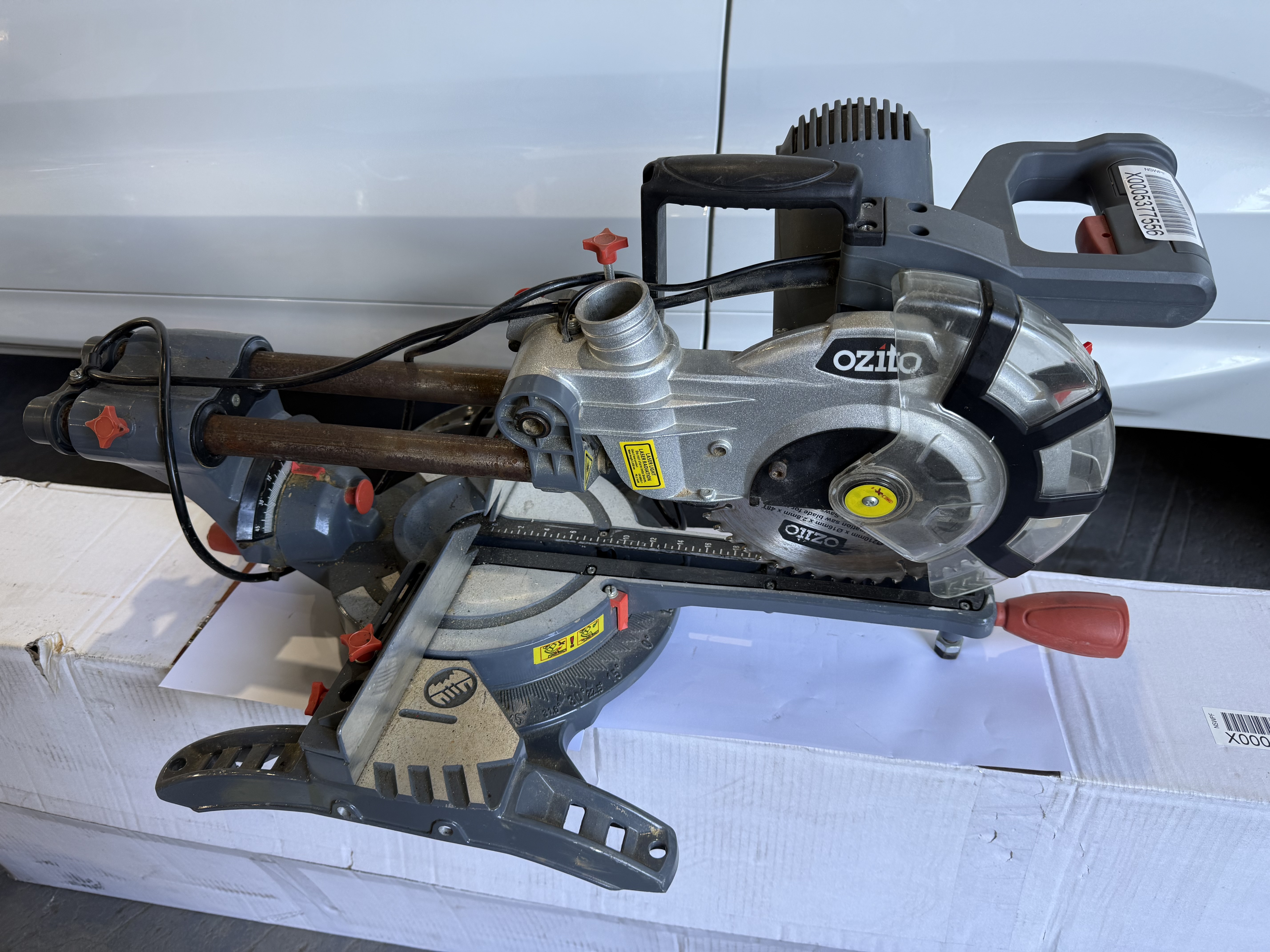 Ozito Compound Mitre Saw (Ex-Police)