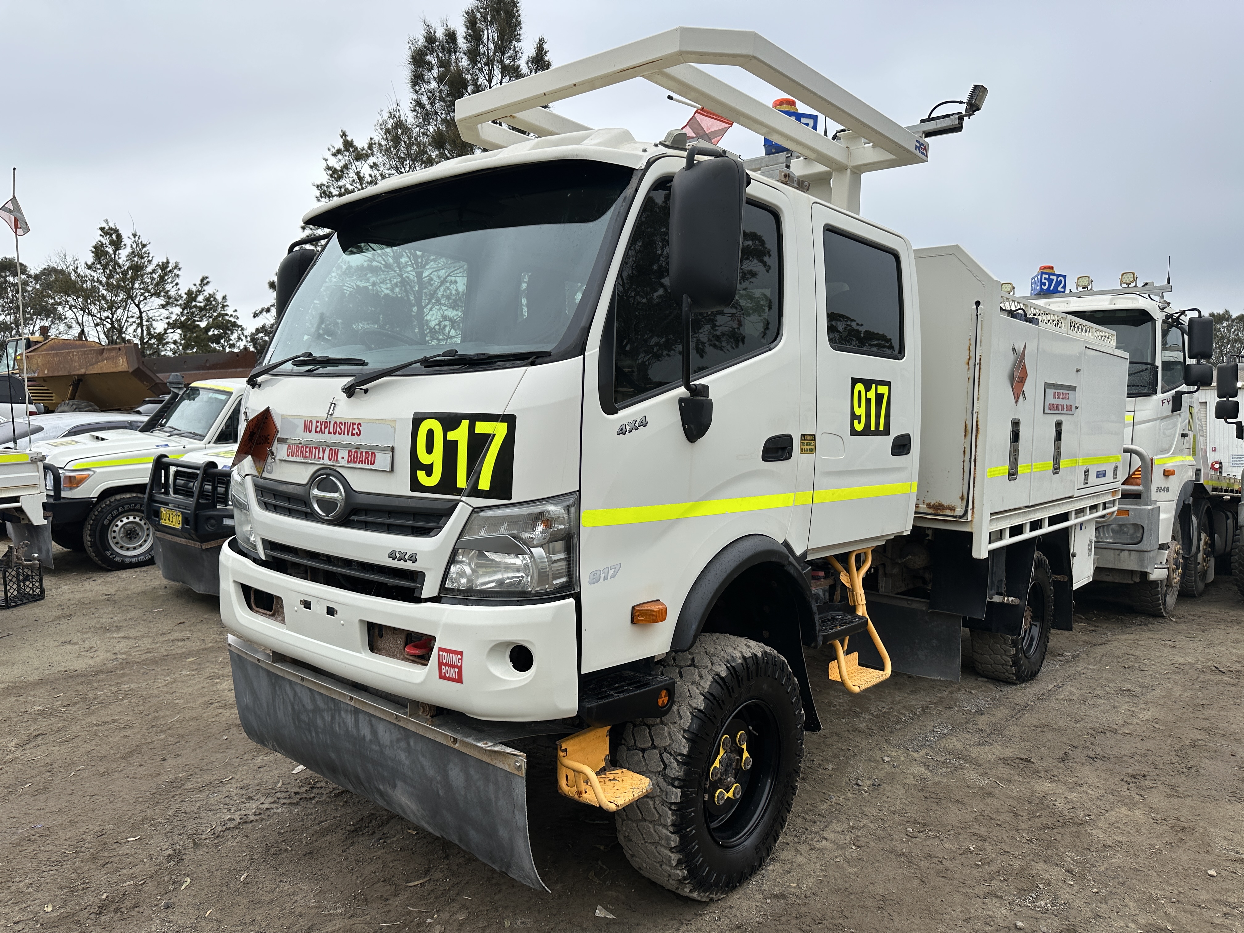 405 · 2020 Hino 300 Series 2 C/Cab Wide 1 4x4 Drill and Blast Truck (Ex-Mine)