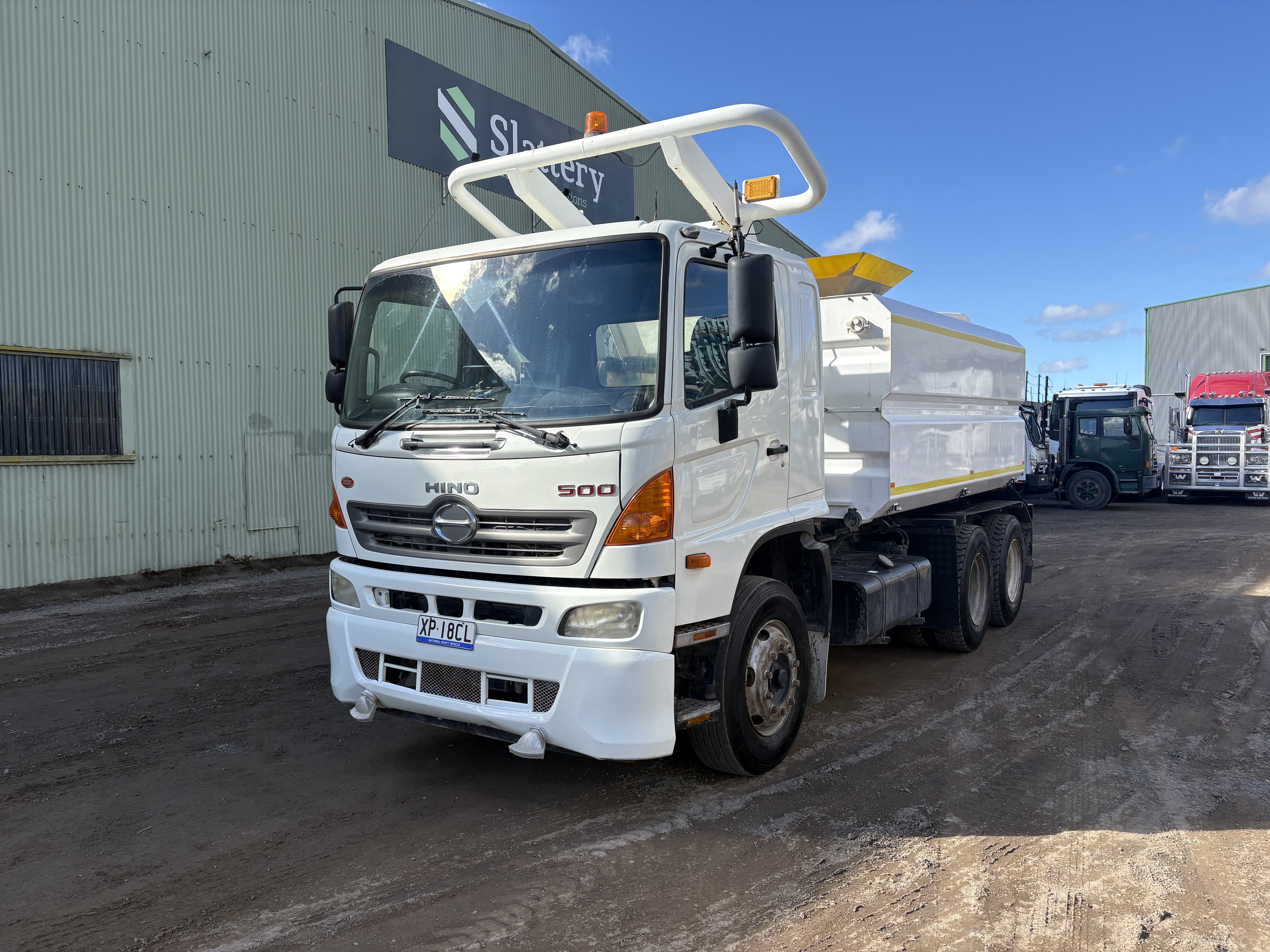 2011 Hino FMIJ C/Cab [6x4] Water Truck