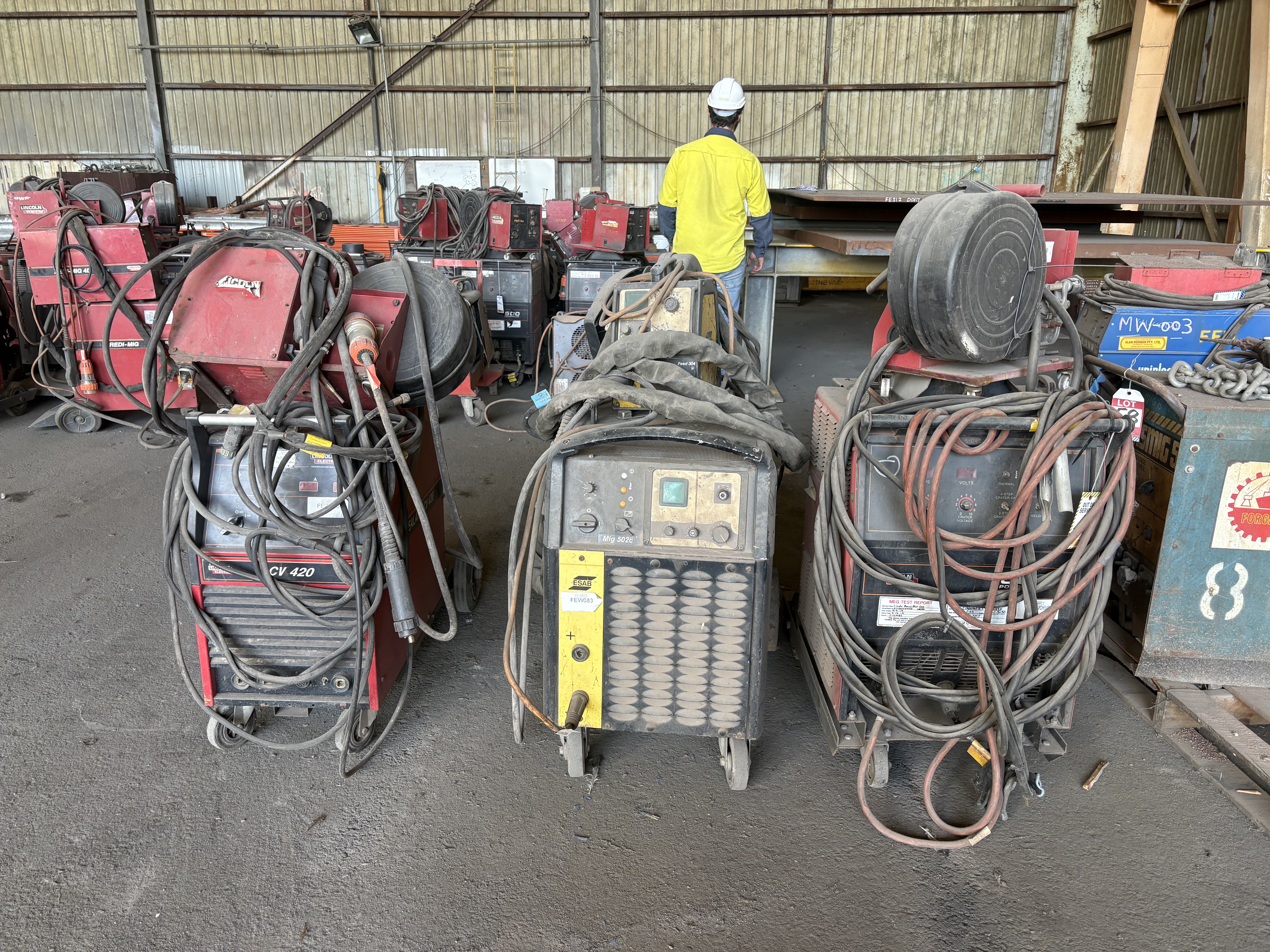 417 · 3x Welders