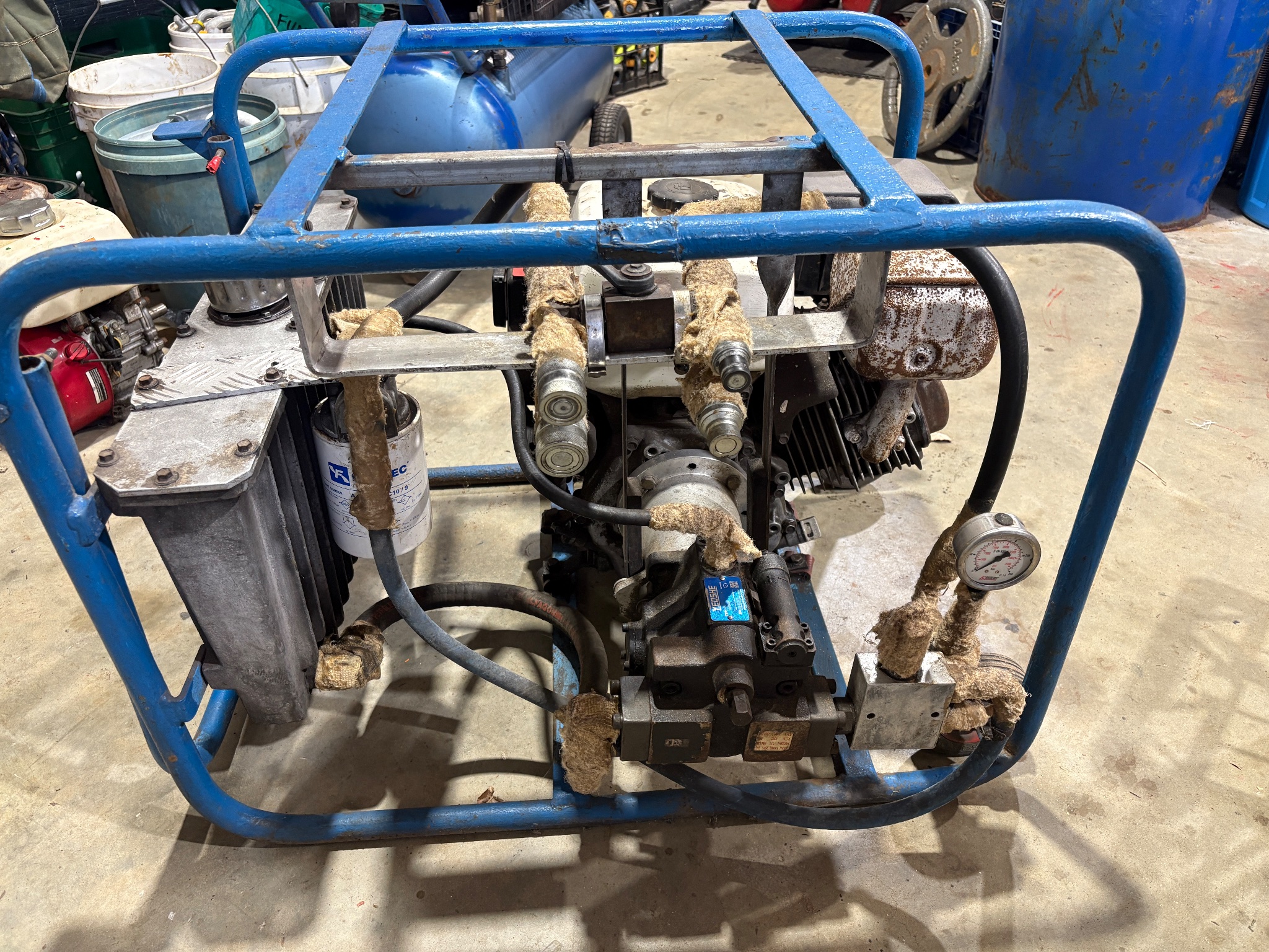 214 · Petrol-powered hydraulic power pack