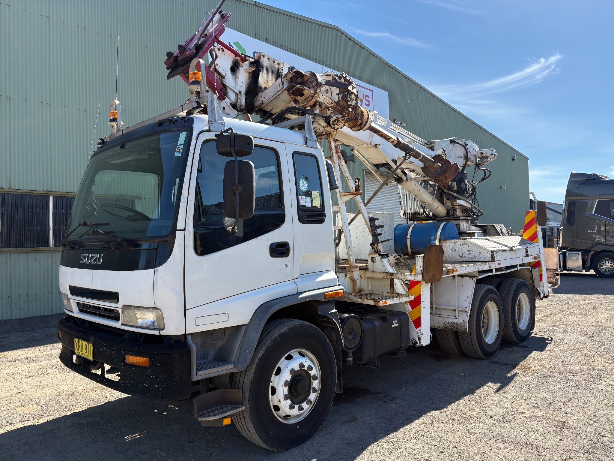 2001 Isuzu FYFVZ Isuzu F & G Series 6x4 Boring Truck