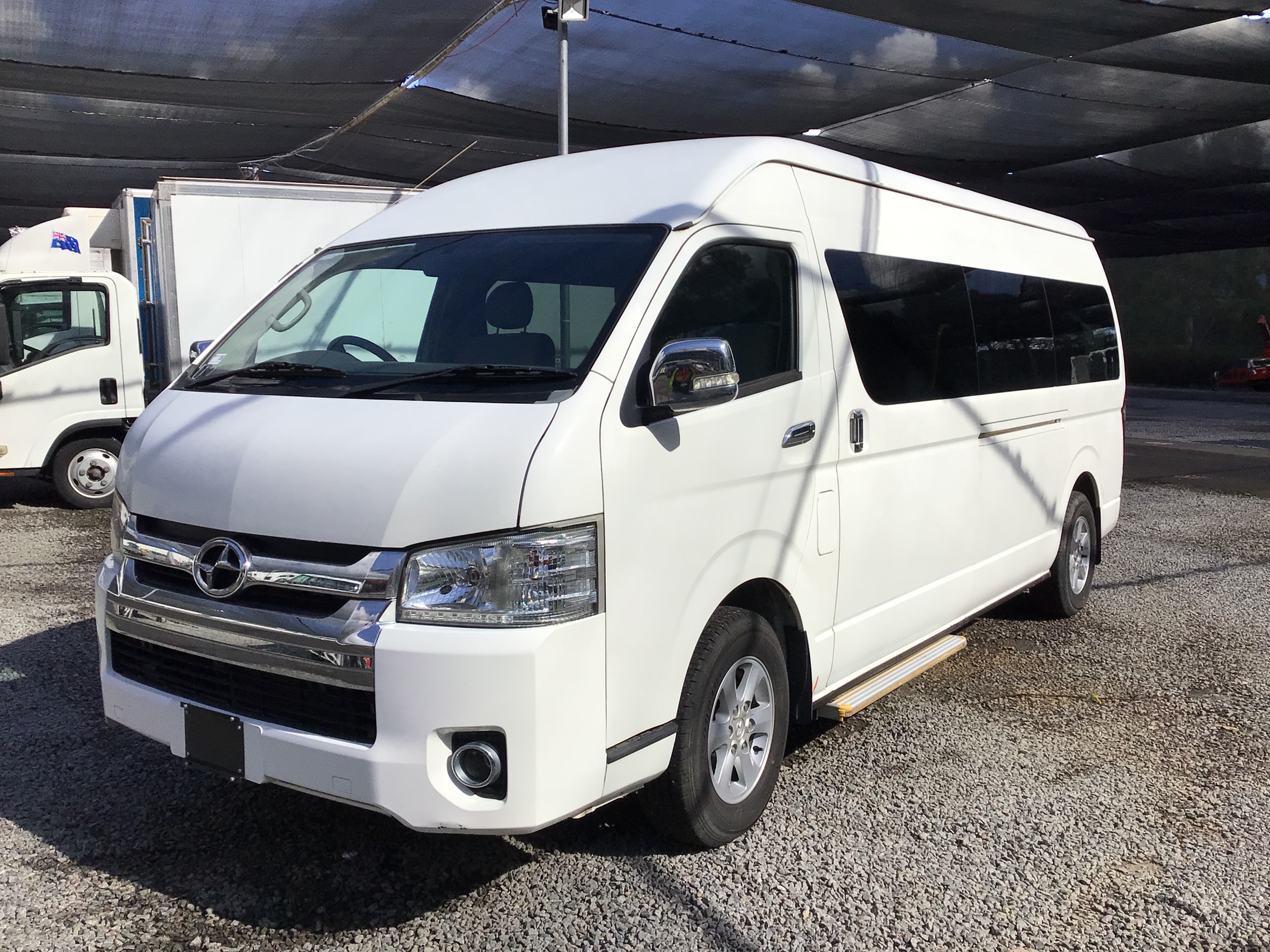 2022 Joylong Electric Mini Bus (10 Seat) (Wheelchair Lift) (EV)