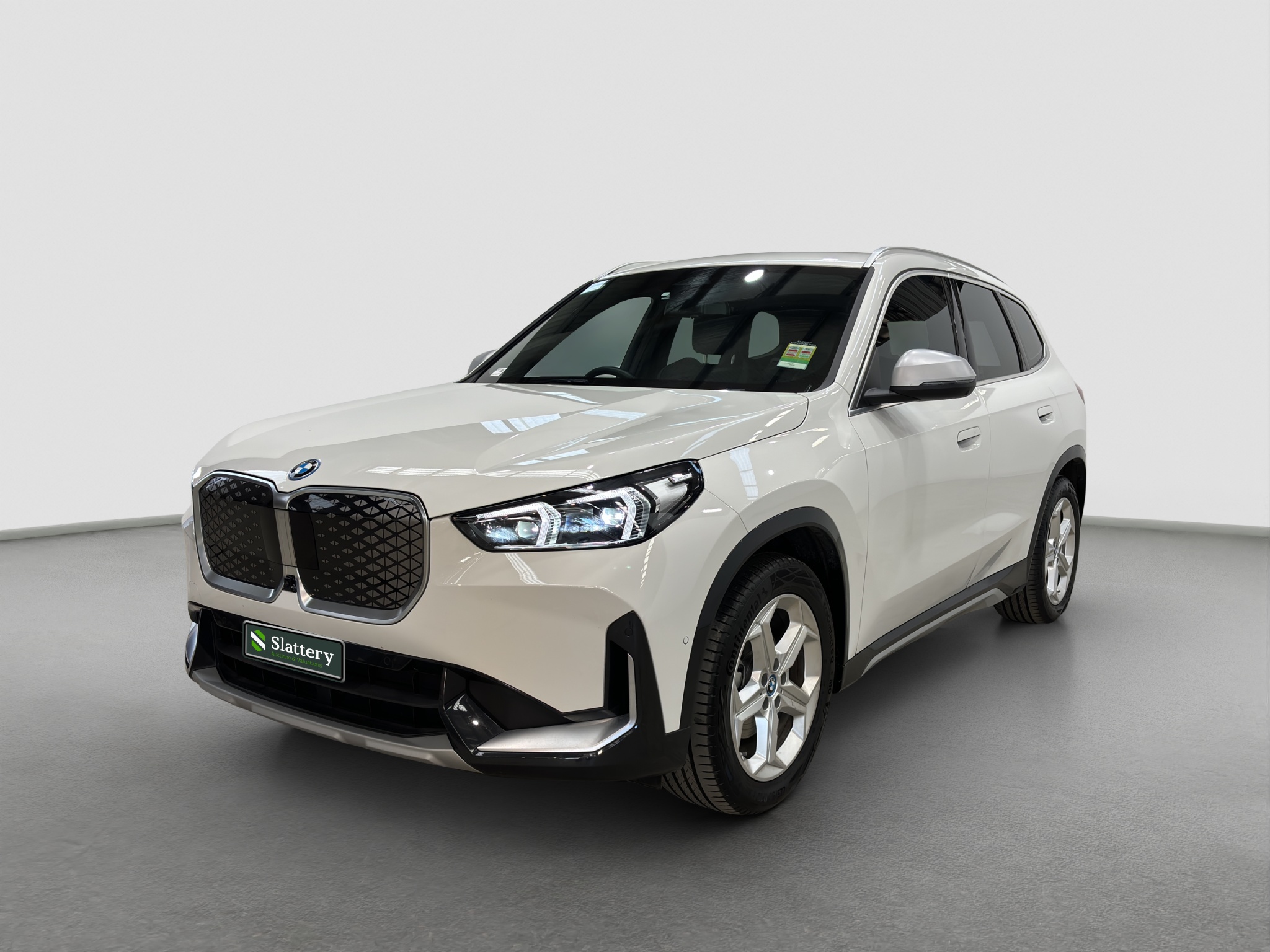 2024 BMW iX1