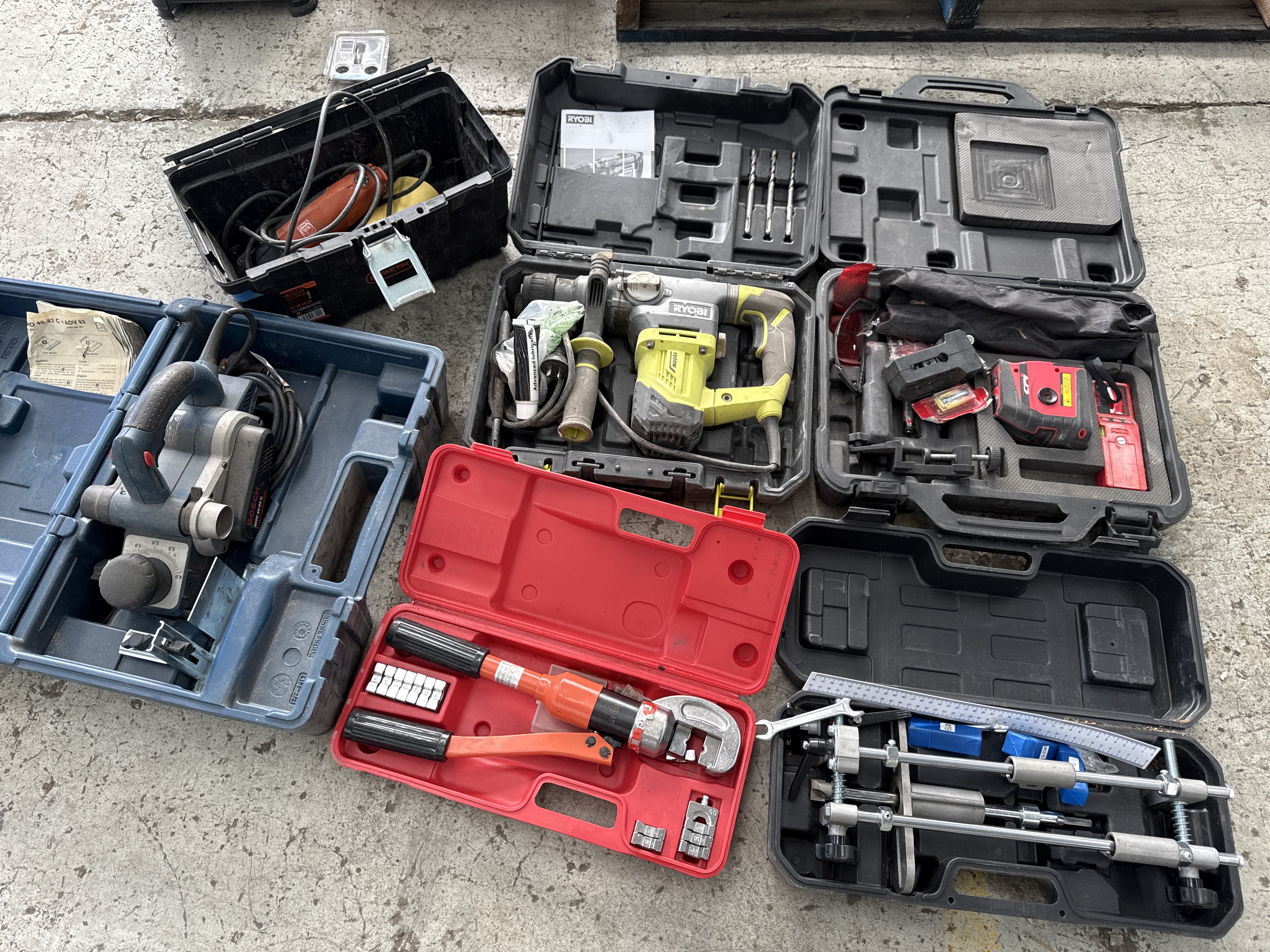 1 · Lot of miscellaneous tools