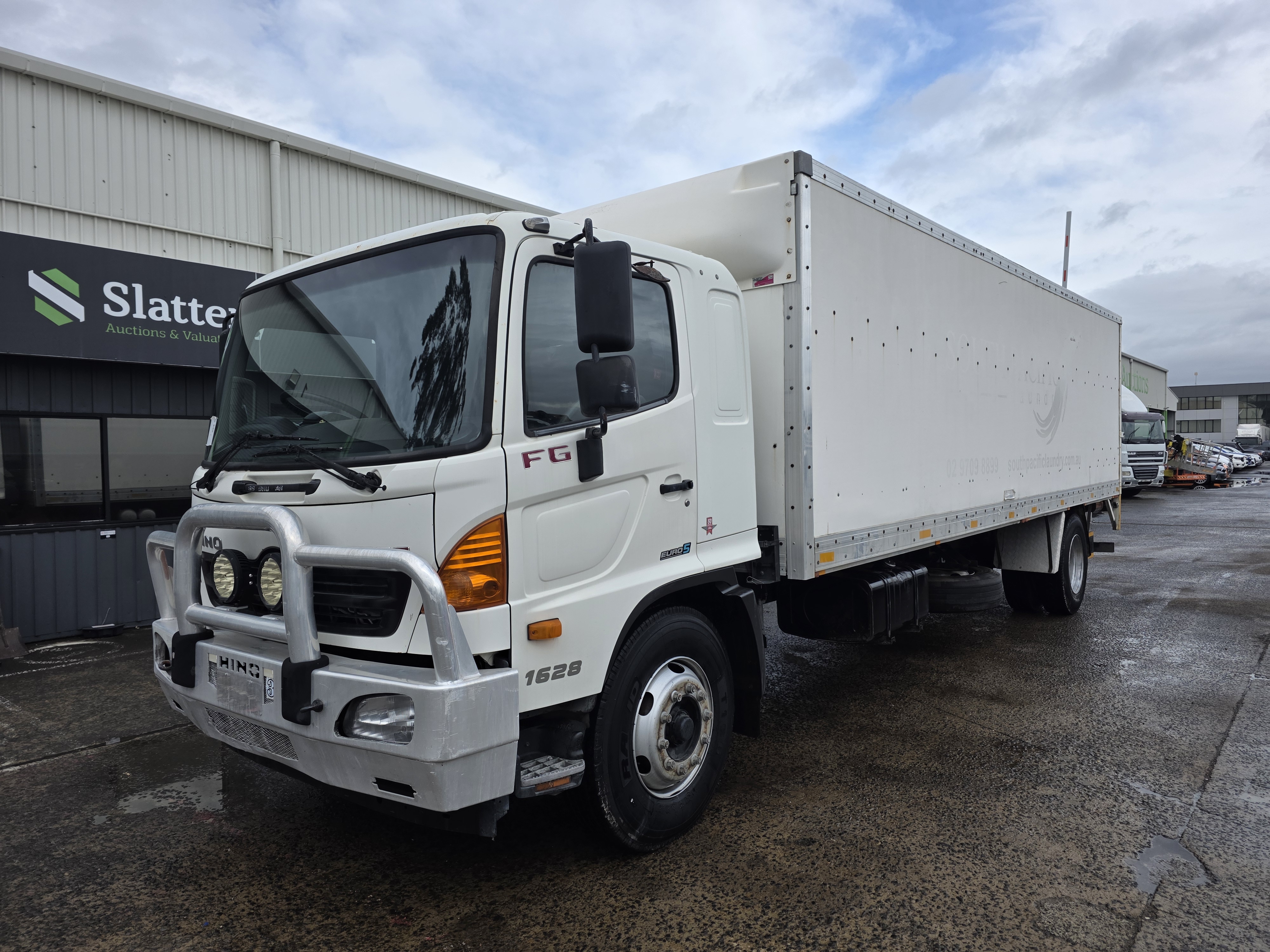 15 · 2016 Scania R620 V8  6x4 Prime Mover (Auto) (90T GCM)
