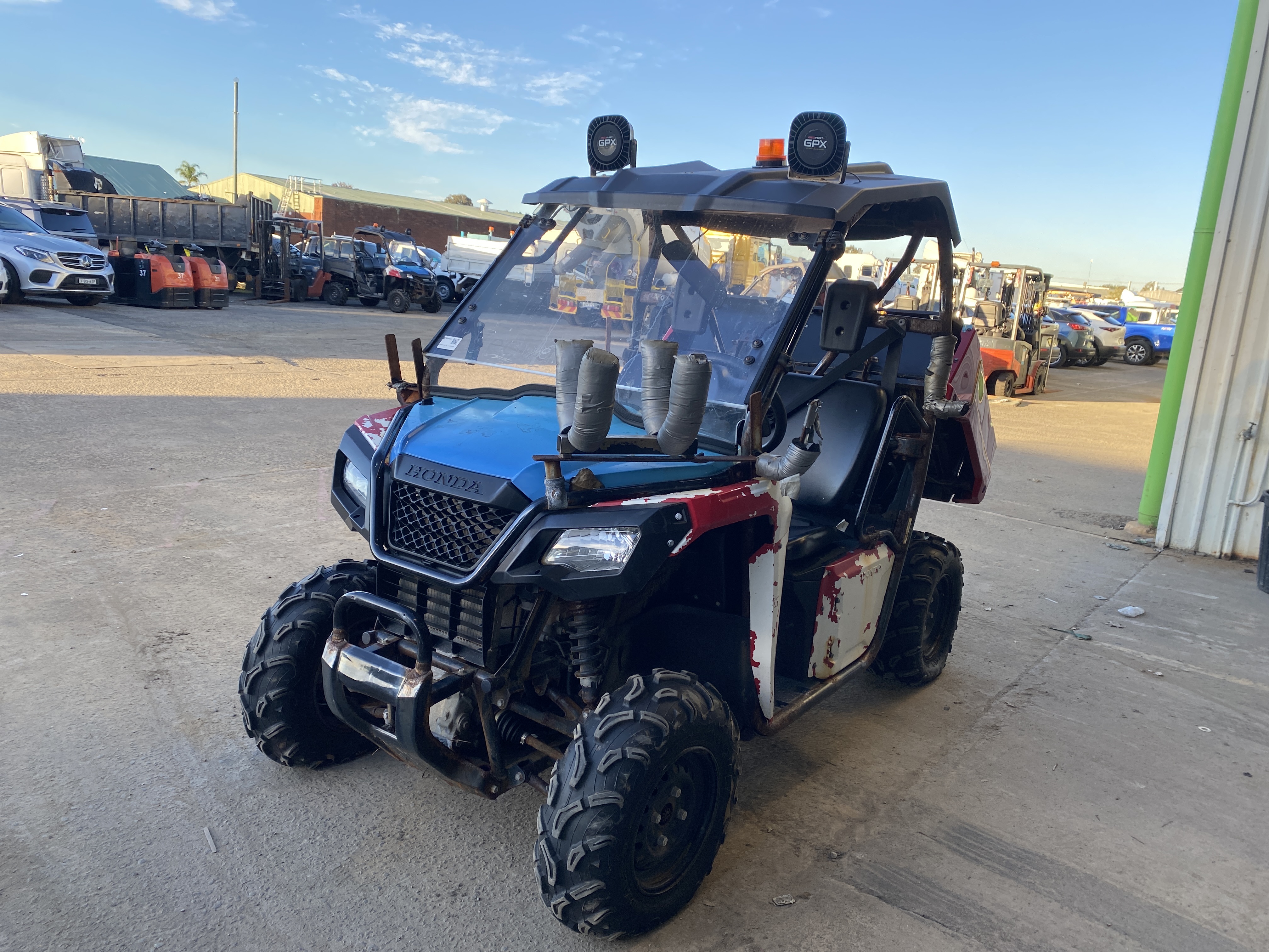 2023 Honda SXS520M