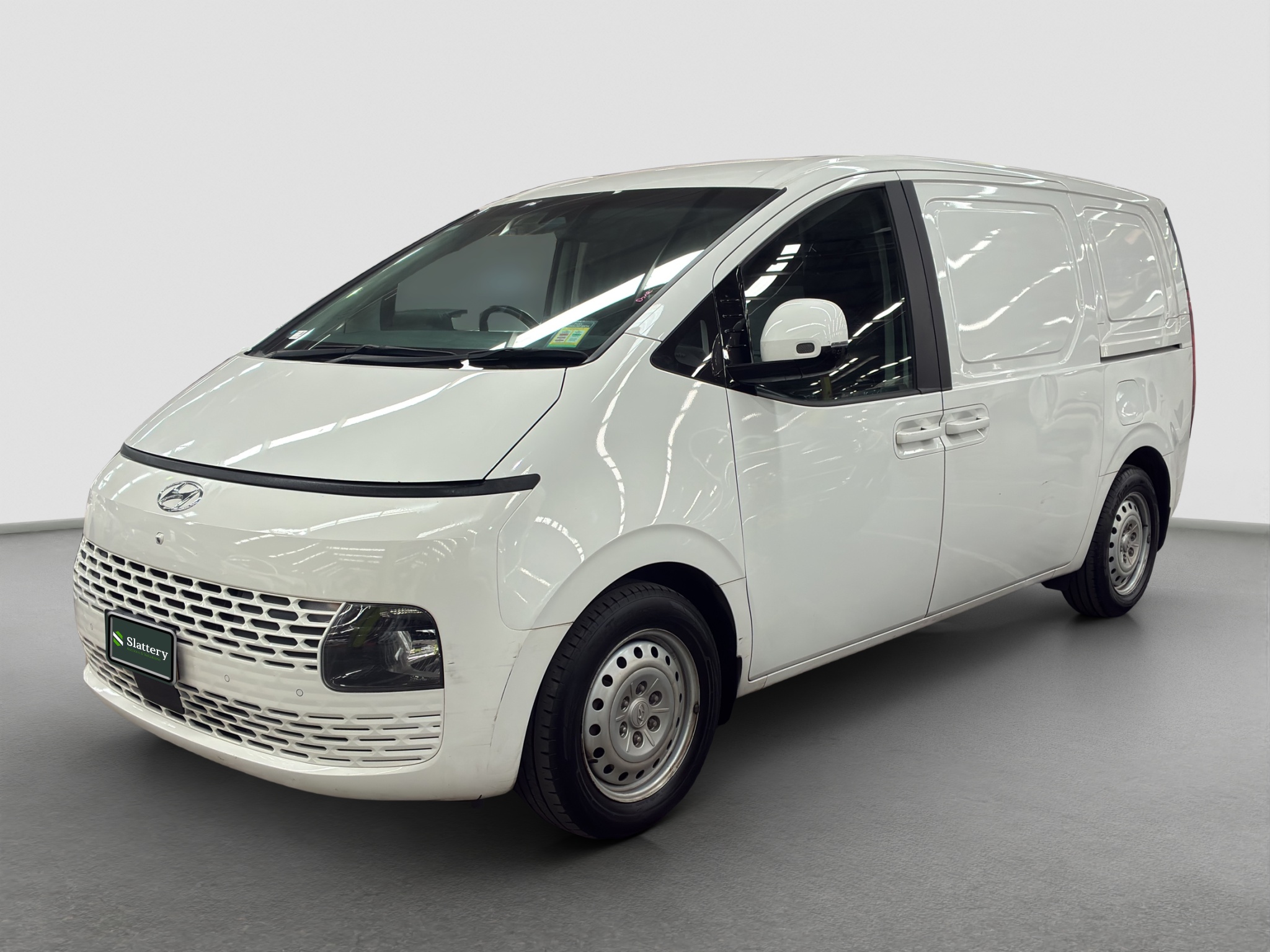 17 · 2021 Hyundai STARIA LOAD Diesel (Auto) (Ex Lease)