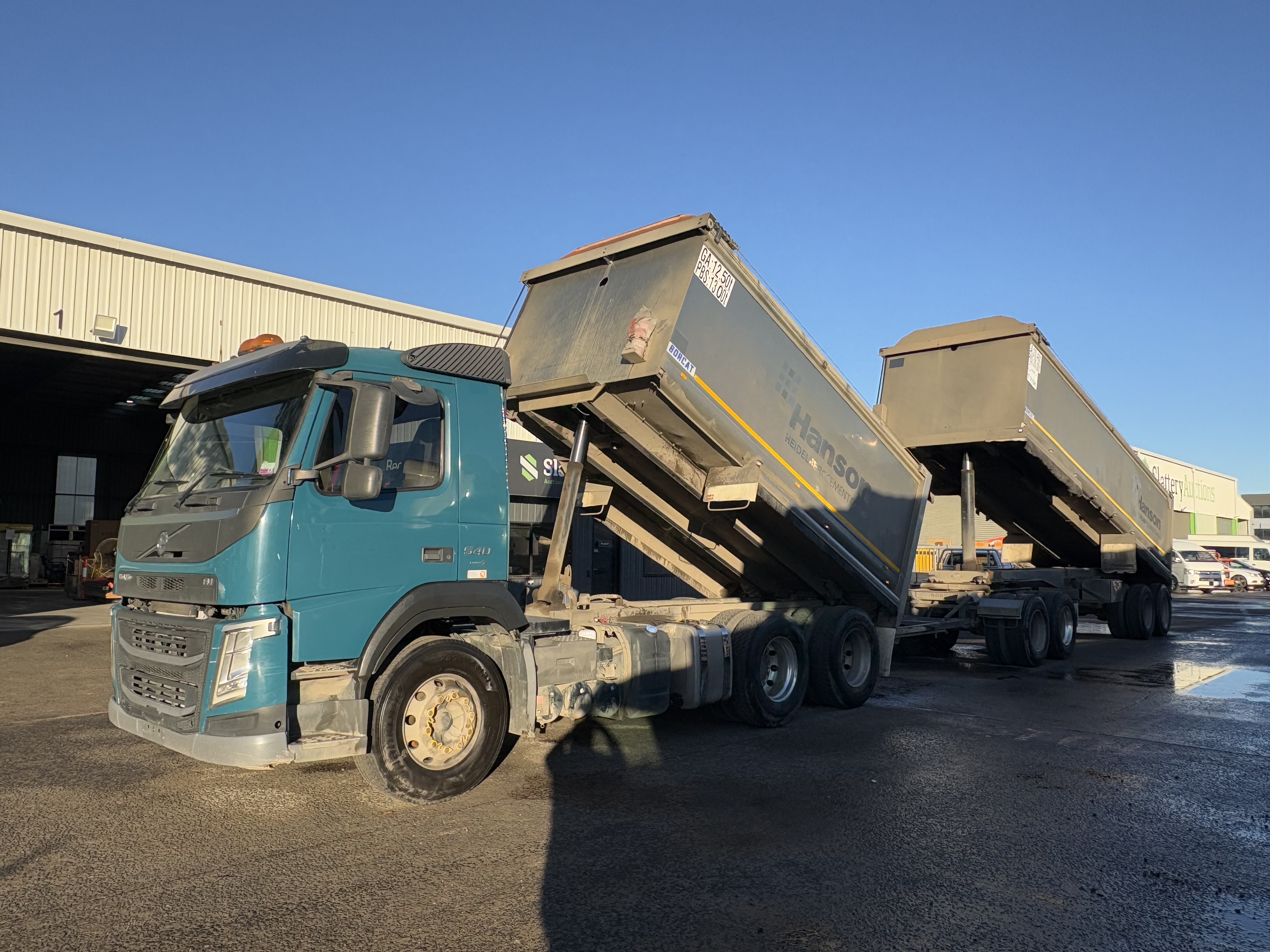 2017 Volvo FM 540 6x4 Tipper w/2018 Borcat Quad Axle Tipper Dog Trailer (Auto) (Ex Lease)