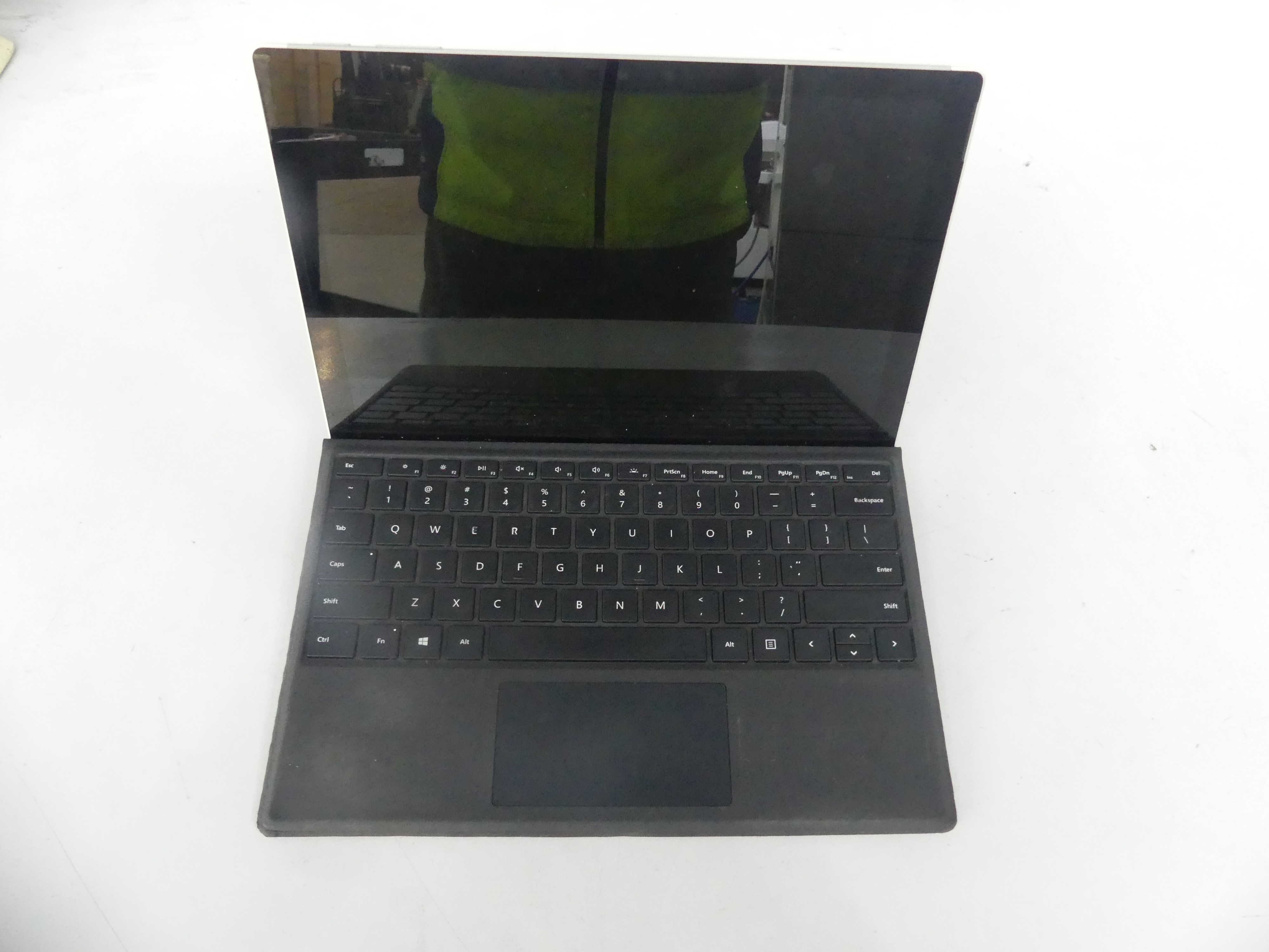 Microsoft Surface Pro 7 ( 1960 )  12.3 Inch Tablet With Detachable Keyboard