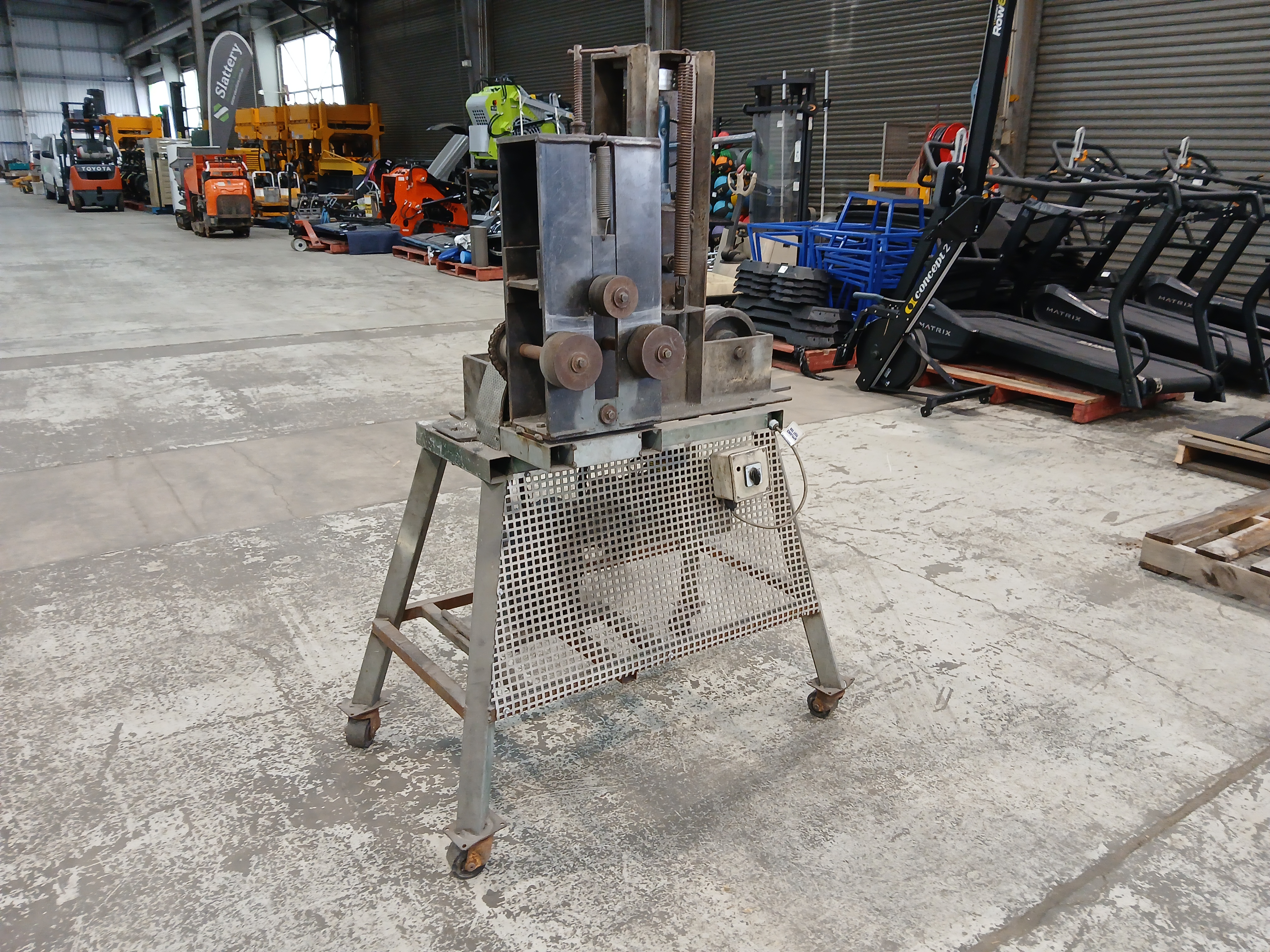 Hydraulic Press Unbranded