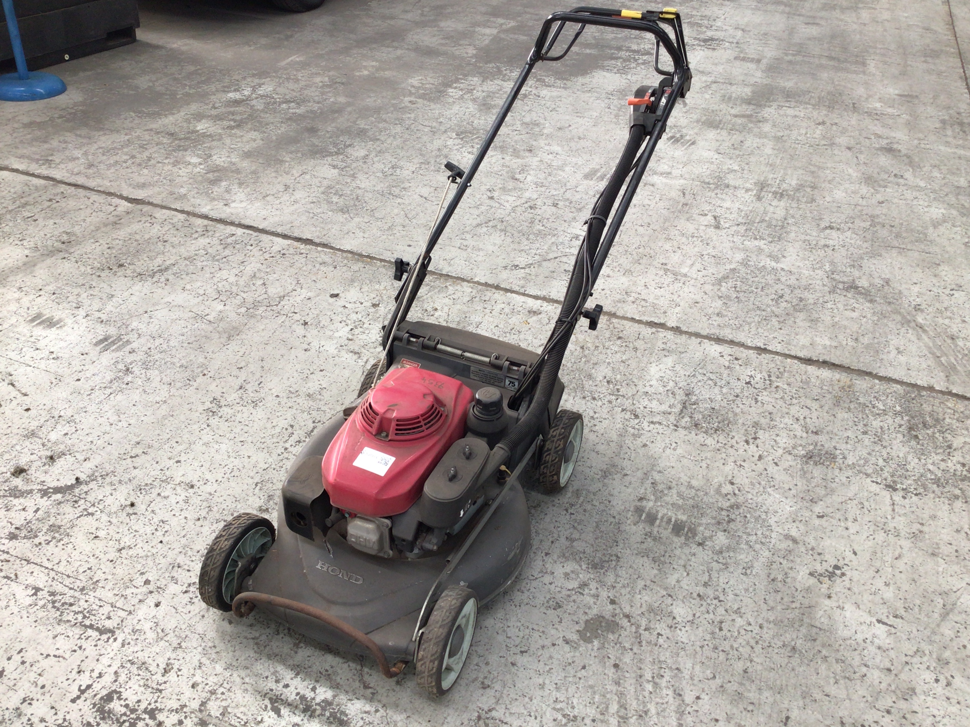 Honda Lawn Mower 4 Stroke
