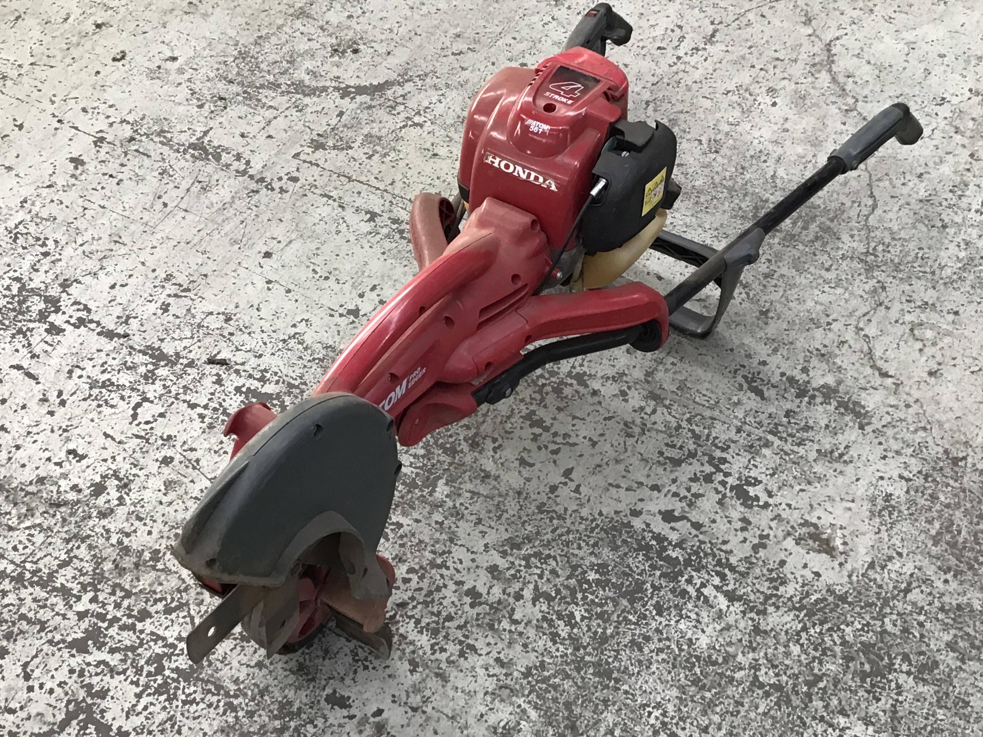 Honda Atom 561 Lawn Edger 4 Stroke