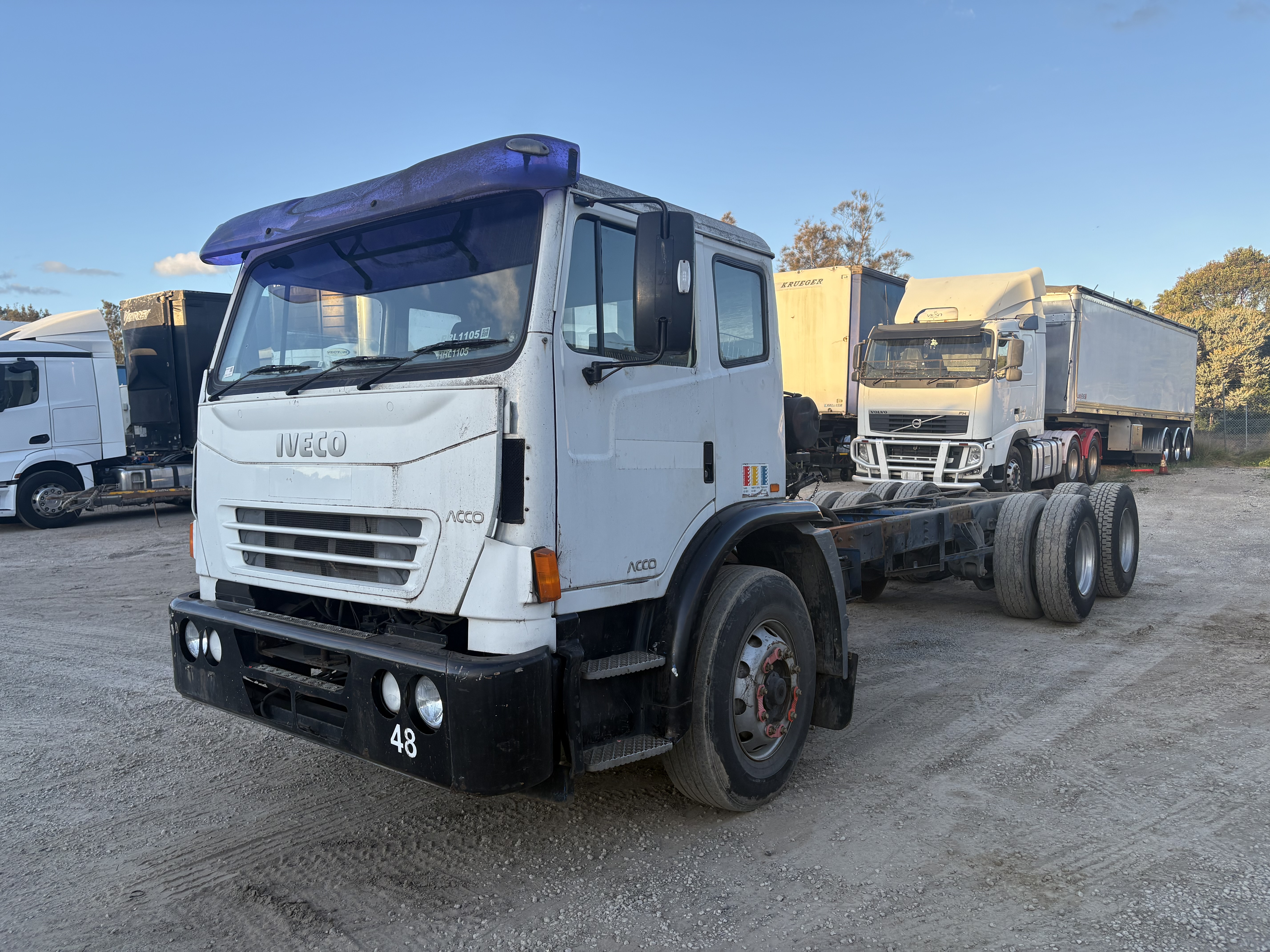 17 · 2010 Iveco Acco   6x4 Cab Chassis **Mechanical Repairs Required**