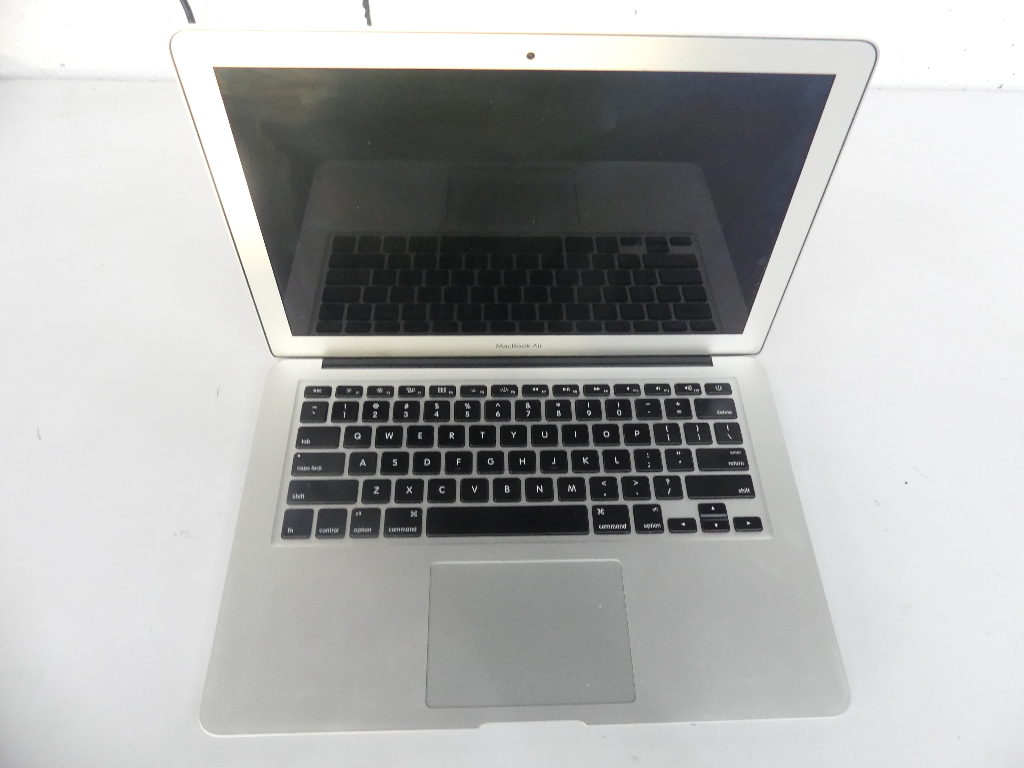 10 · Apple MacBook Air A1466 ( EMC 3178)  13 Inch Laptop