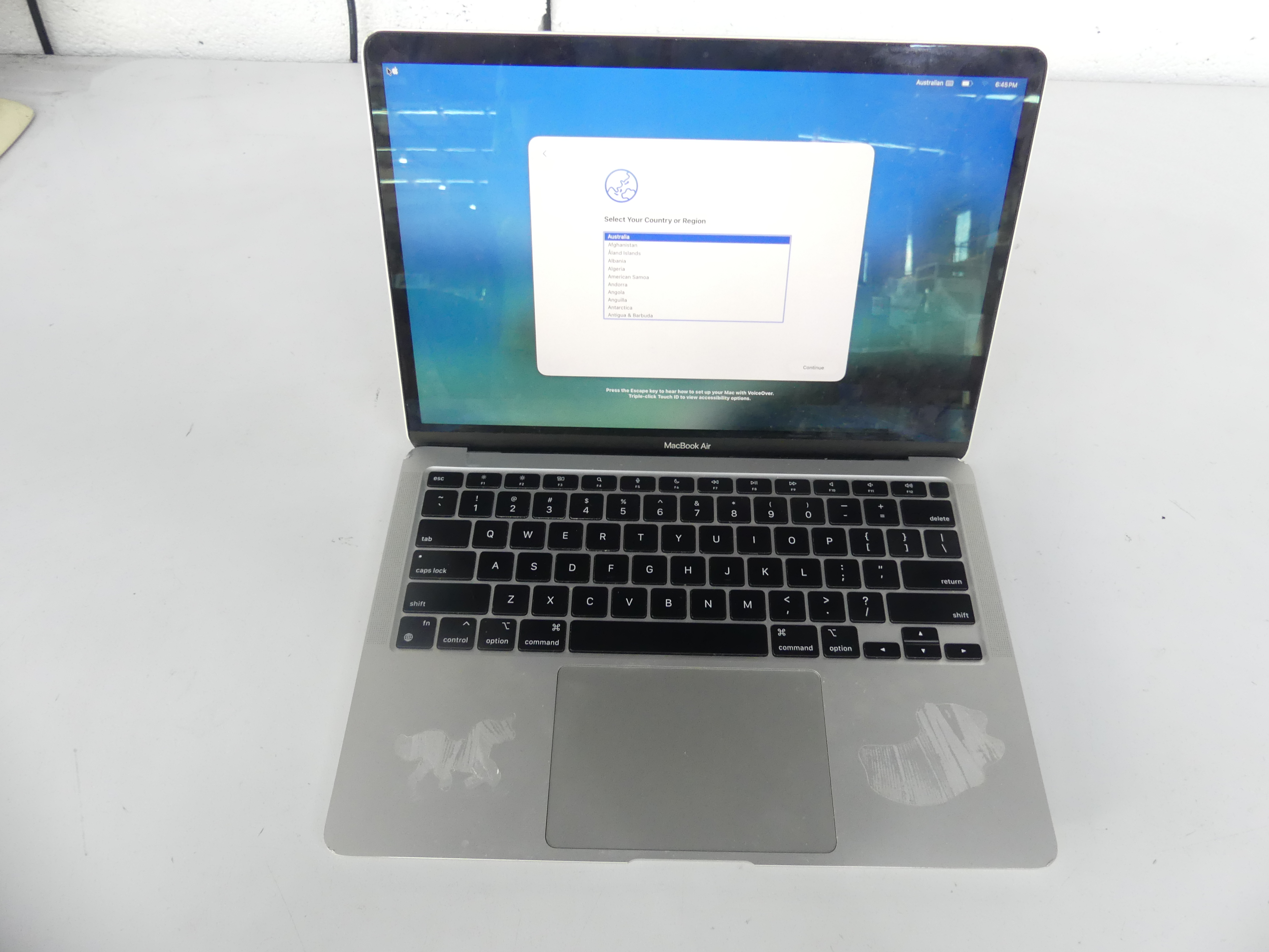 5 · Apple MacBook Air A2337 (EMC 3598 ) 13.3 Inch Laptop