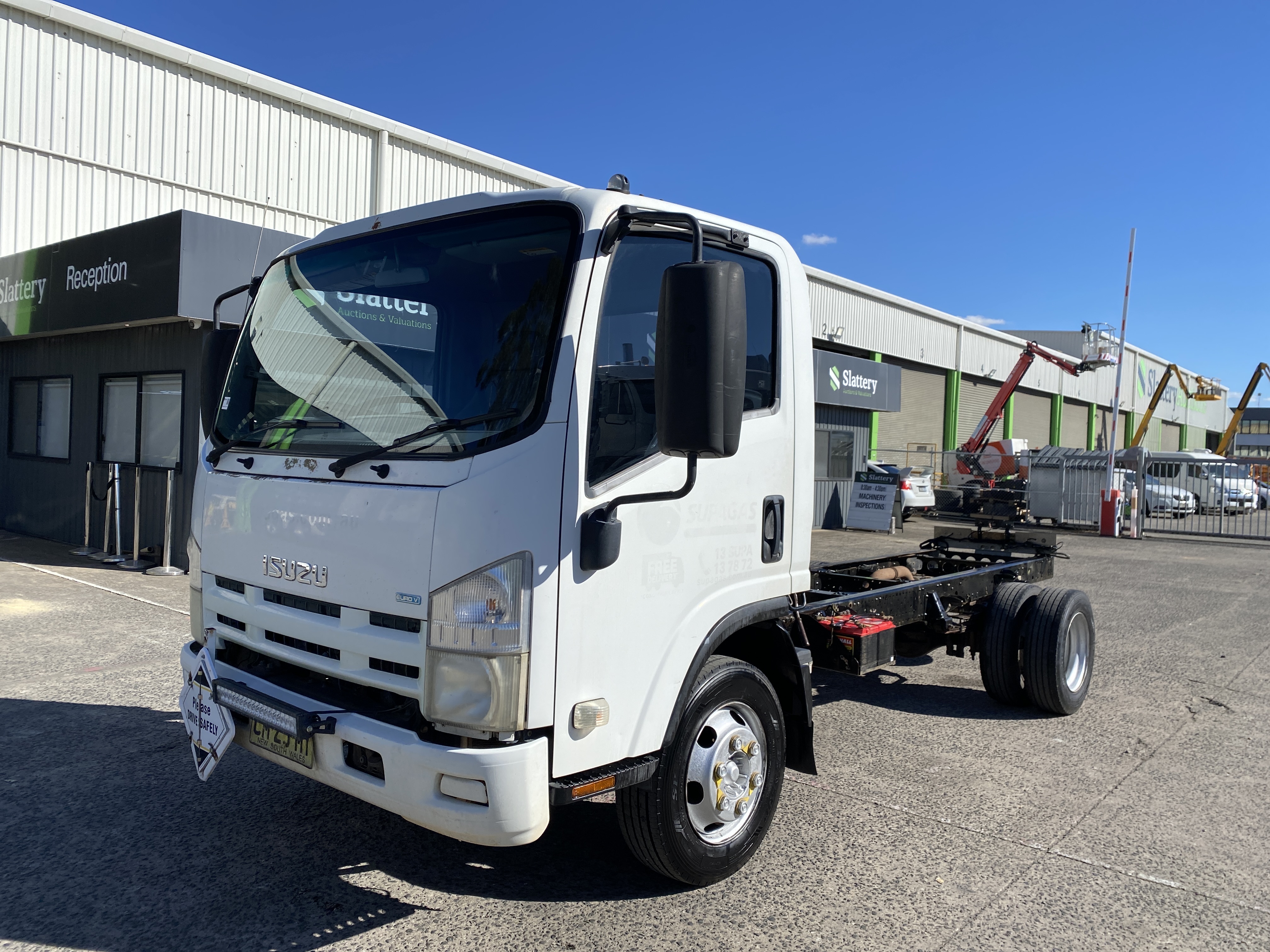 2011 Isuzu NPR Euro V 4x2 Cab Chassis