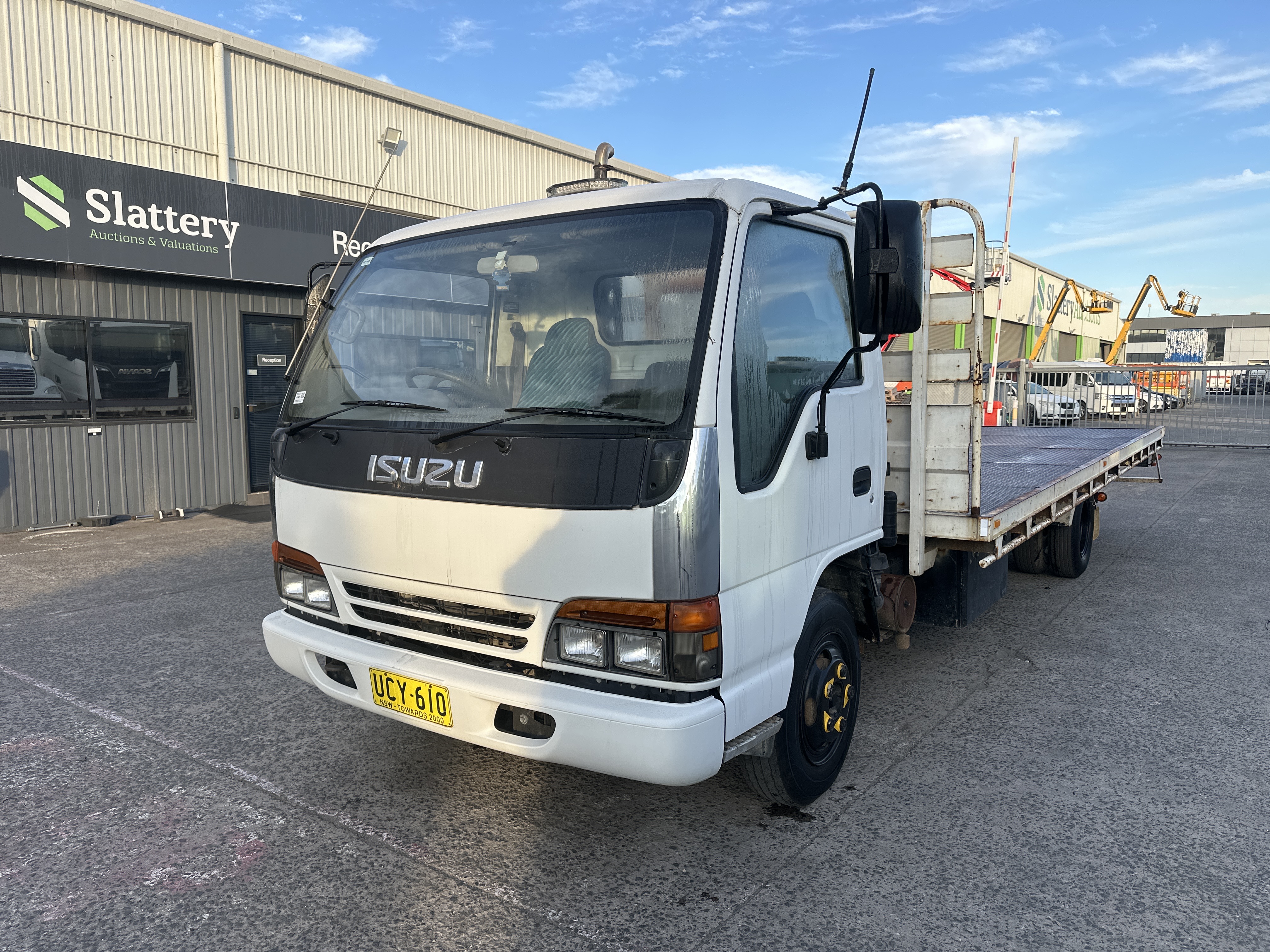 1995 ISUZU NPR 300 4x2 Tray Truck(Table Top)