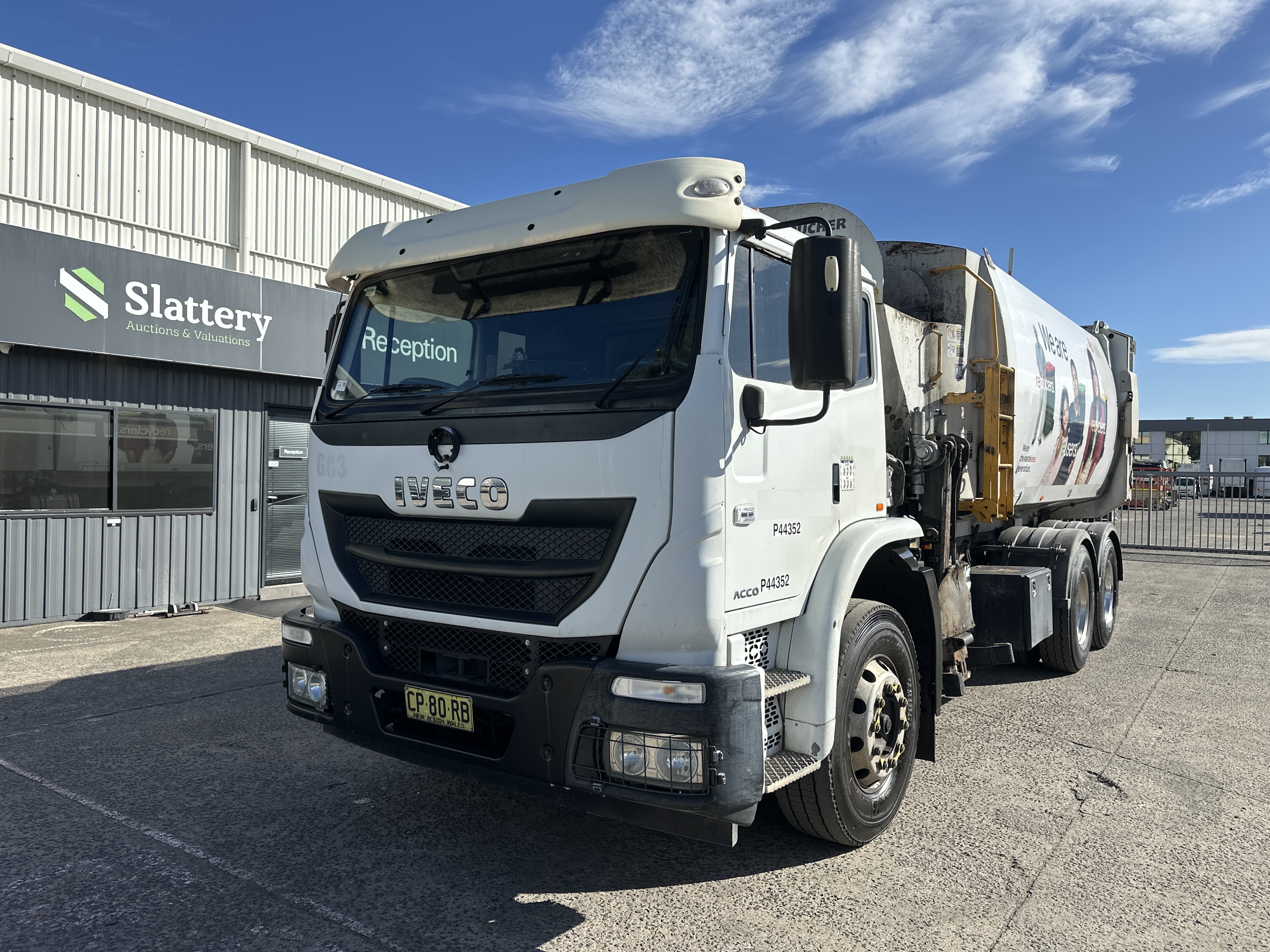 2018 Iveco Acco 6x4 Side Load Garbage Truck (Auto) (Council Asset)
