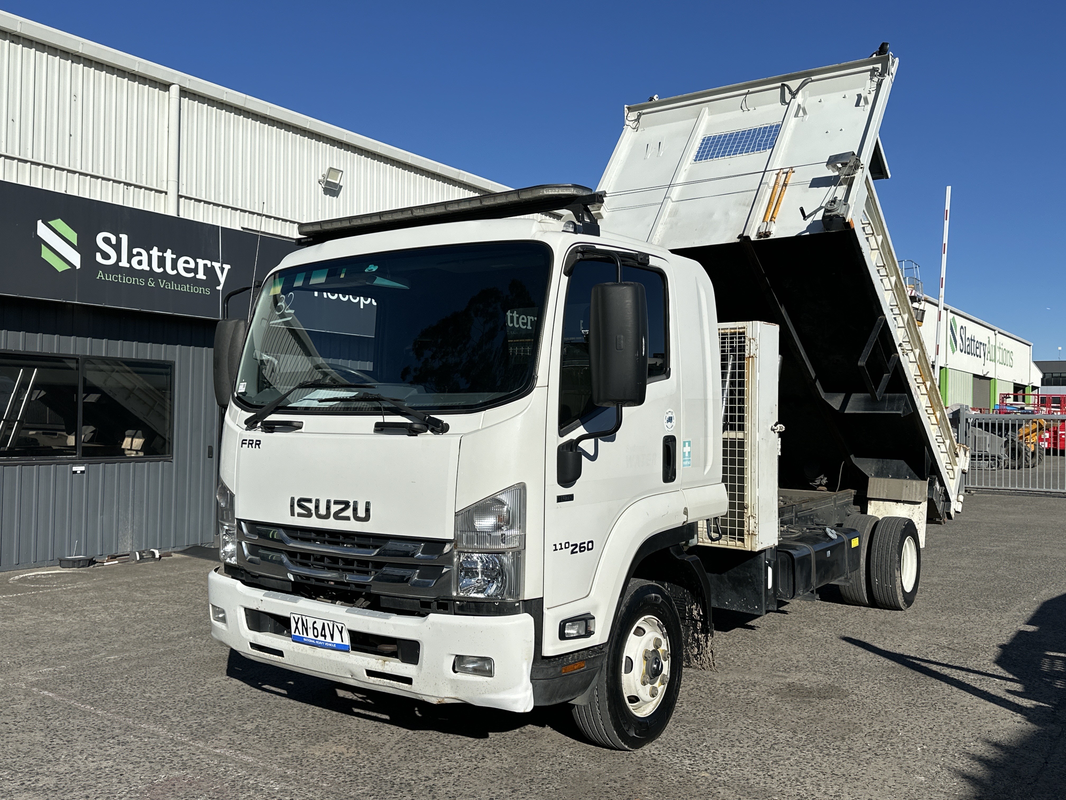 5 · 2020 Isuzu FRR 110 260  4x2 Tipper (Auto) (Ex Lease)