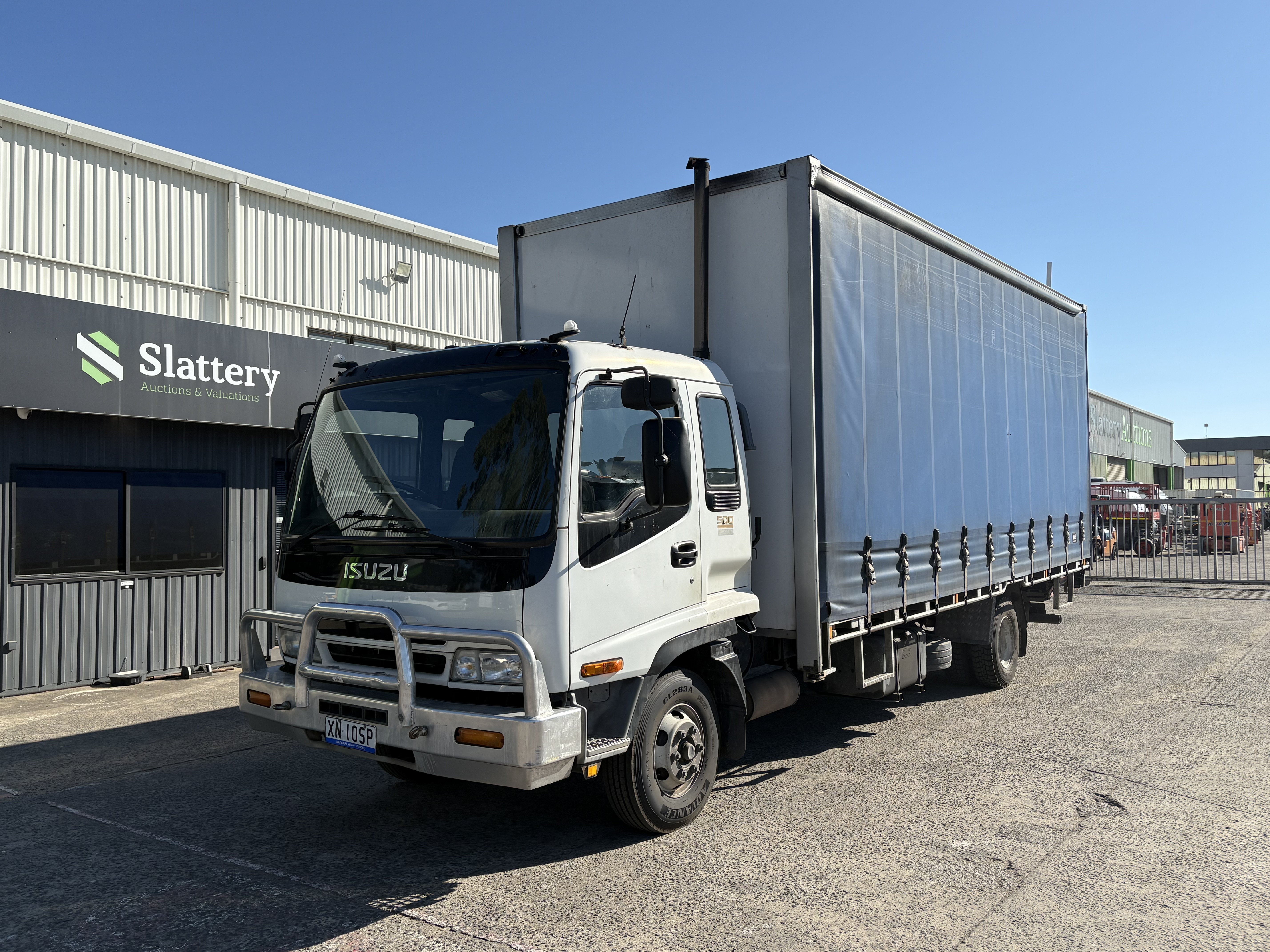 2004 Isuzu FRR 500 4x2 Curtainsider (Manual) (10.4T GVM)