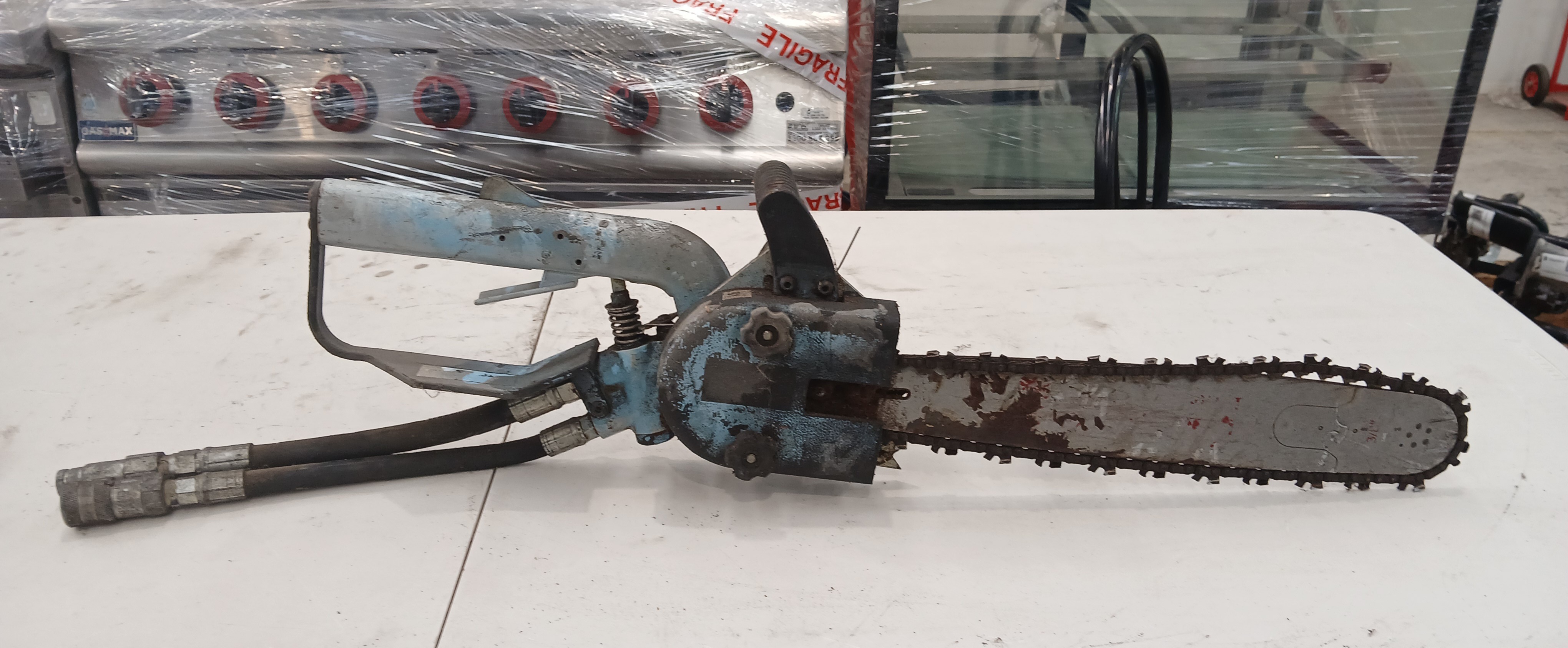 8 · Greenlee Hydraulic Chainsaw