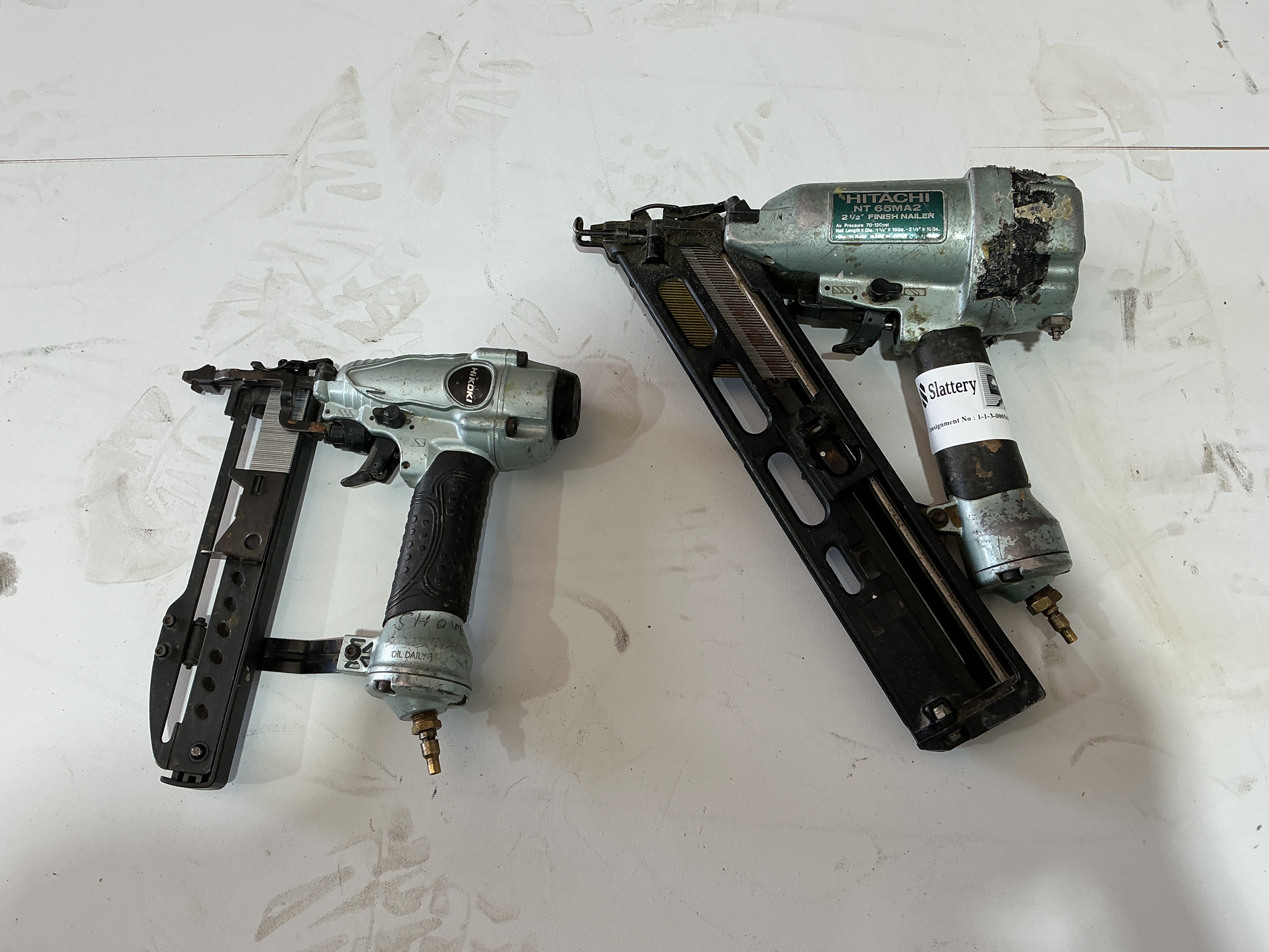Assorted Air Pressure Nail Gun