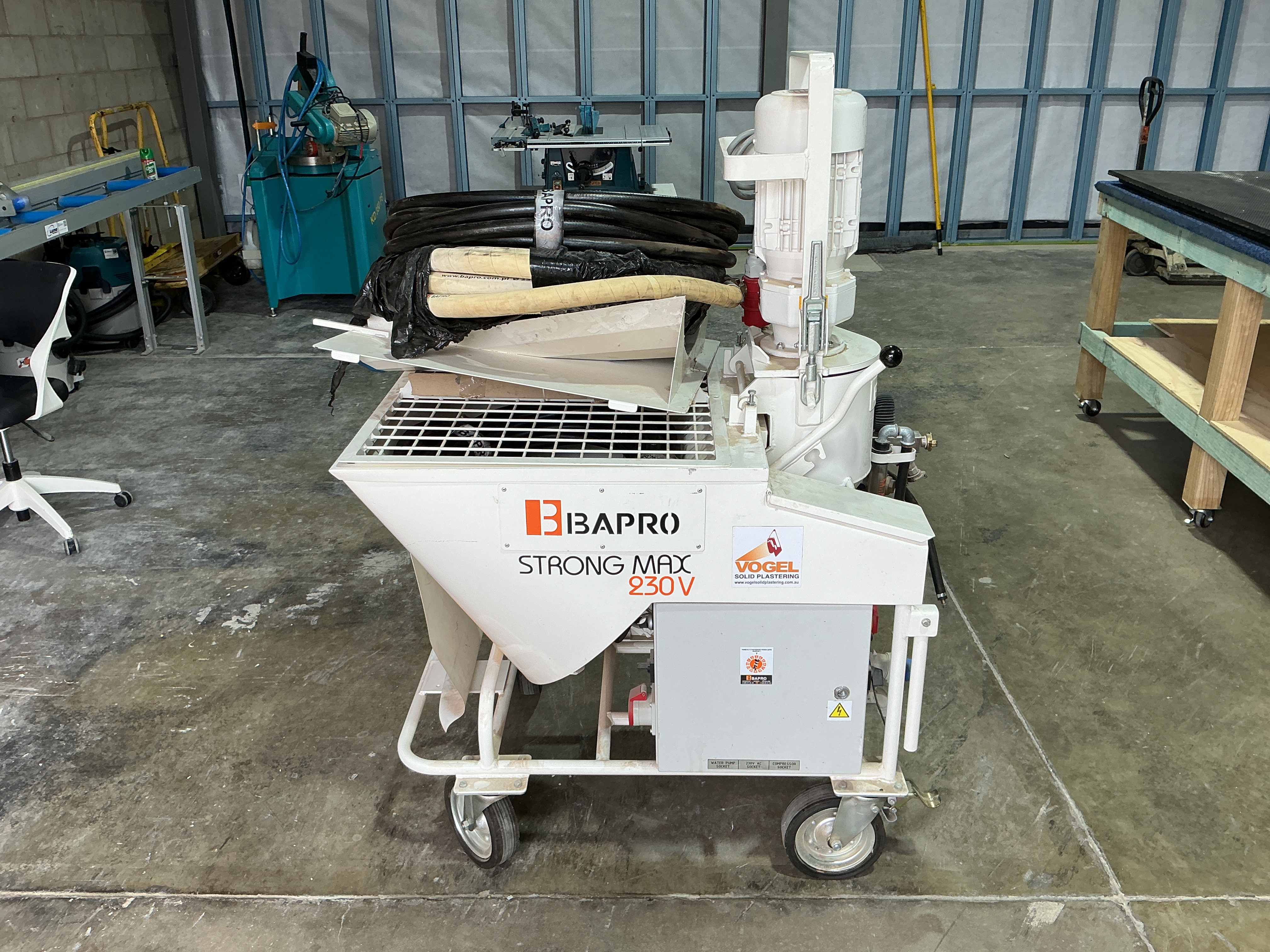 Bapro Strong Max 230V Plastering Machine