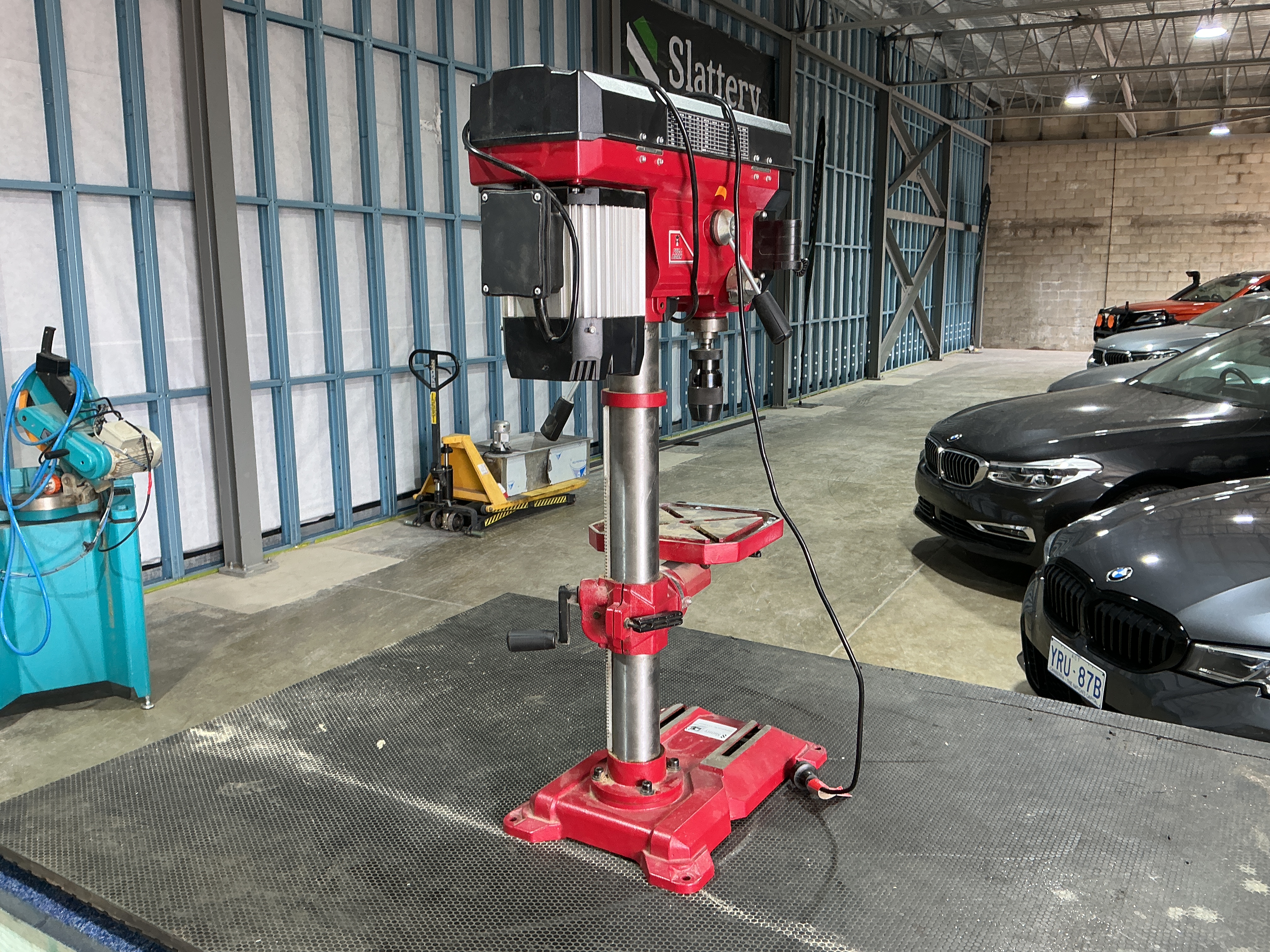 Full Boar Digital Drill Press