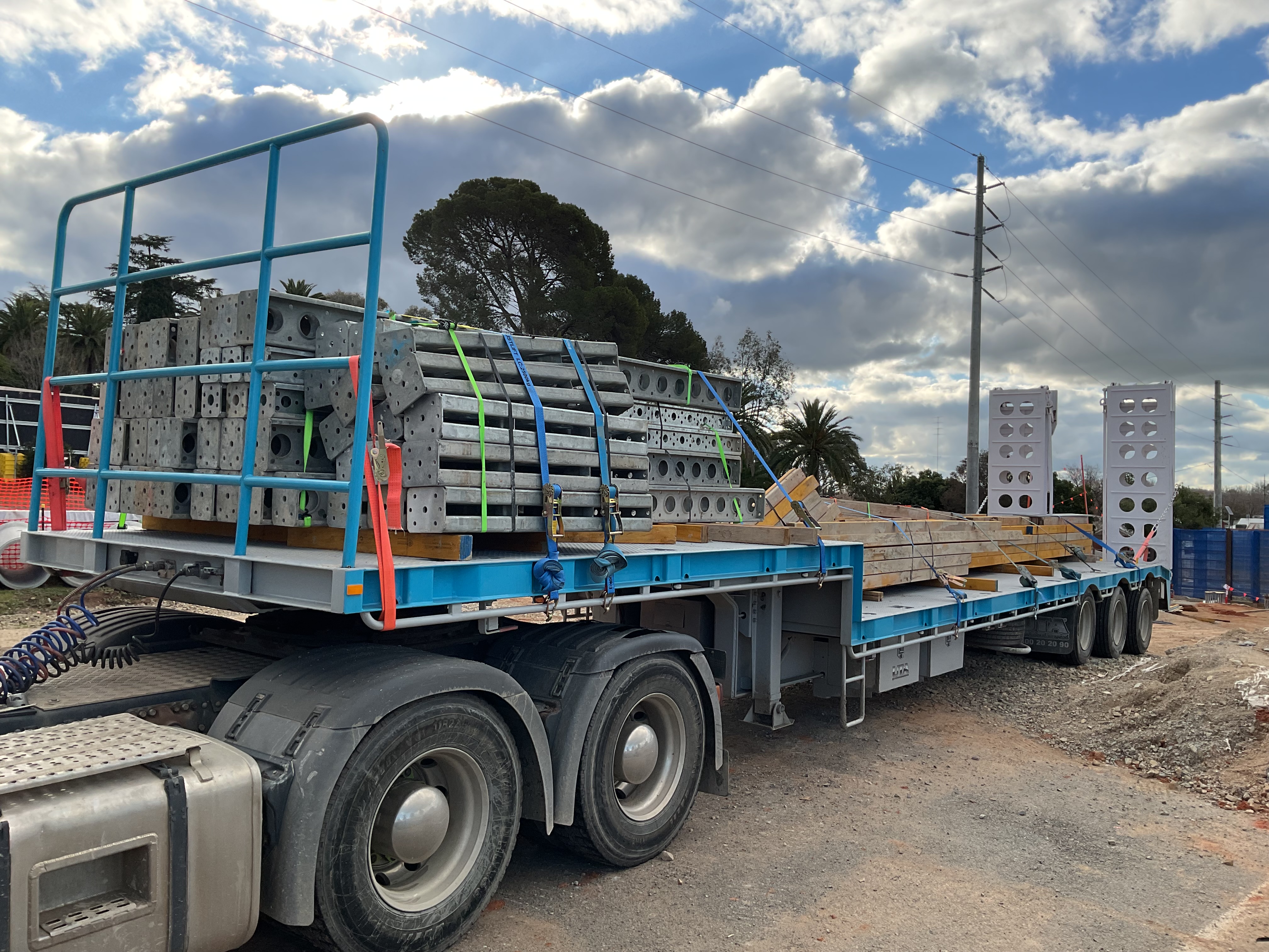 2026 UTA TRAILERS Drop Deck Trailer W/ Bi Fold Ramps