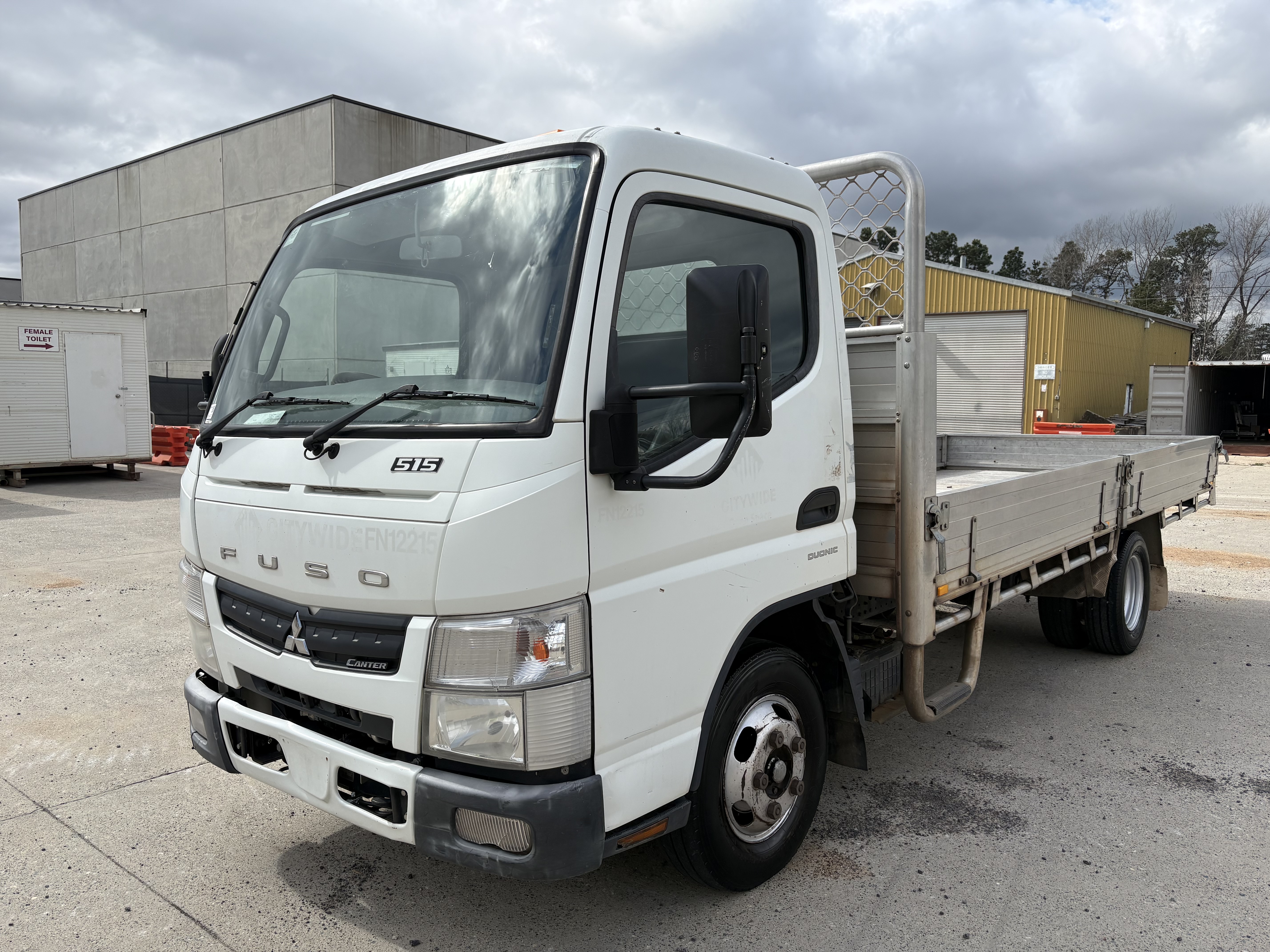 5 · 2012 Mitsubishi Fuso Canter 515  4x2 Tray Truck