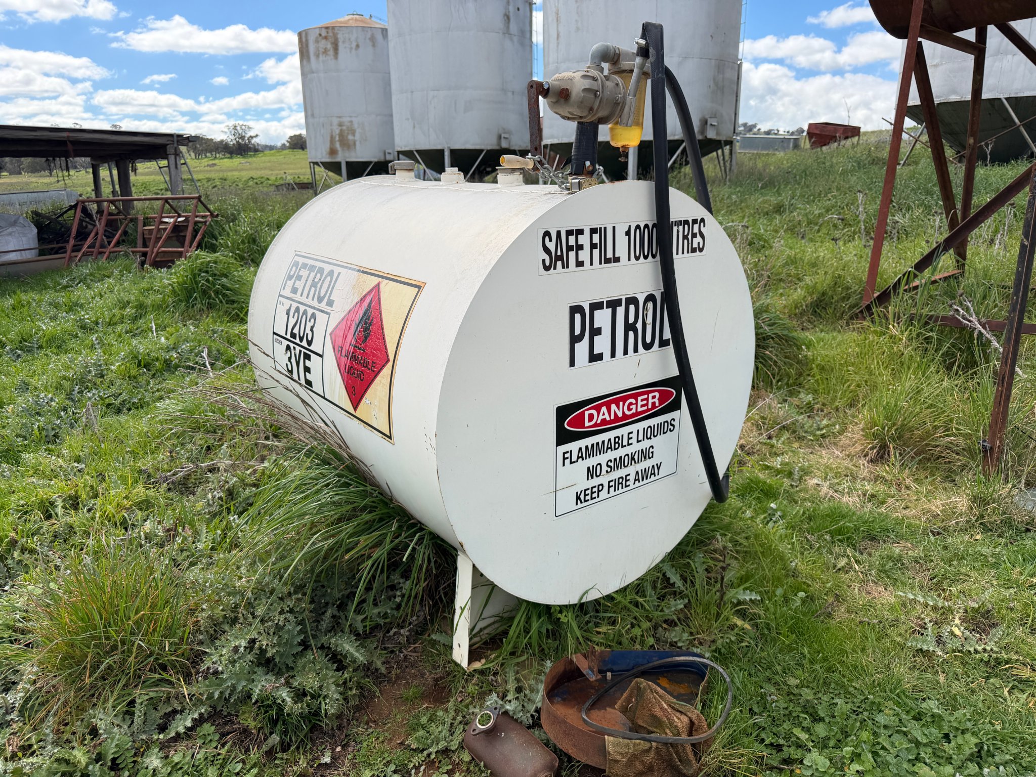 Petrol Storage Tank 1000 Litre with Pump