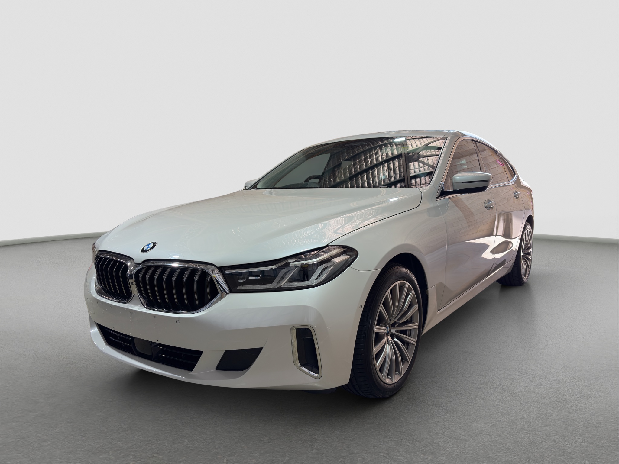 2023 BMW 620d Luxury Line Diesel (Ex Defence)