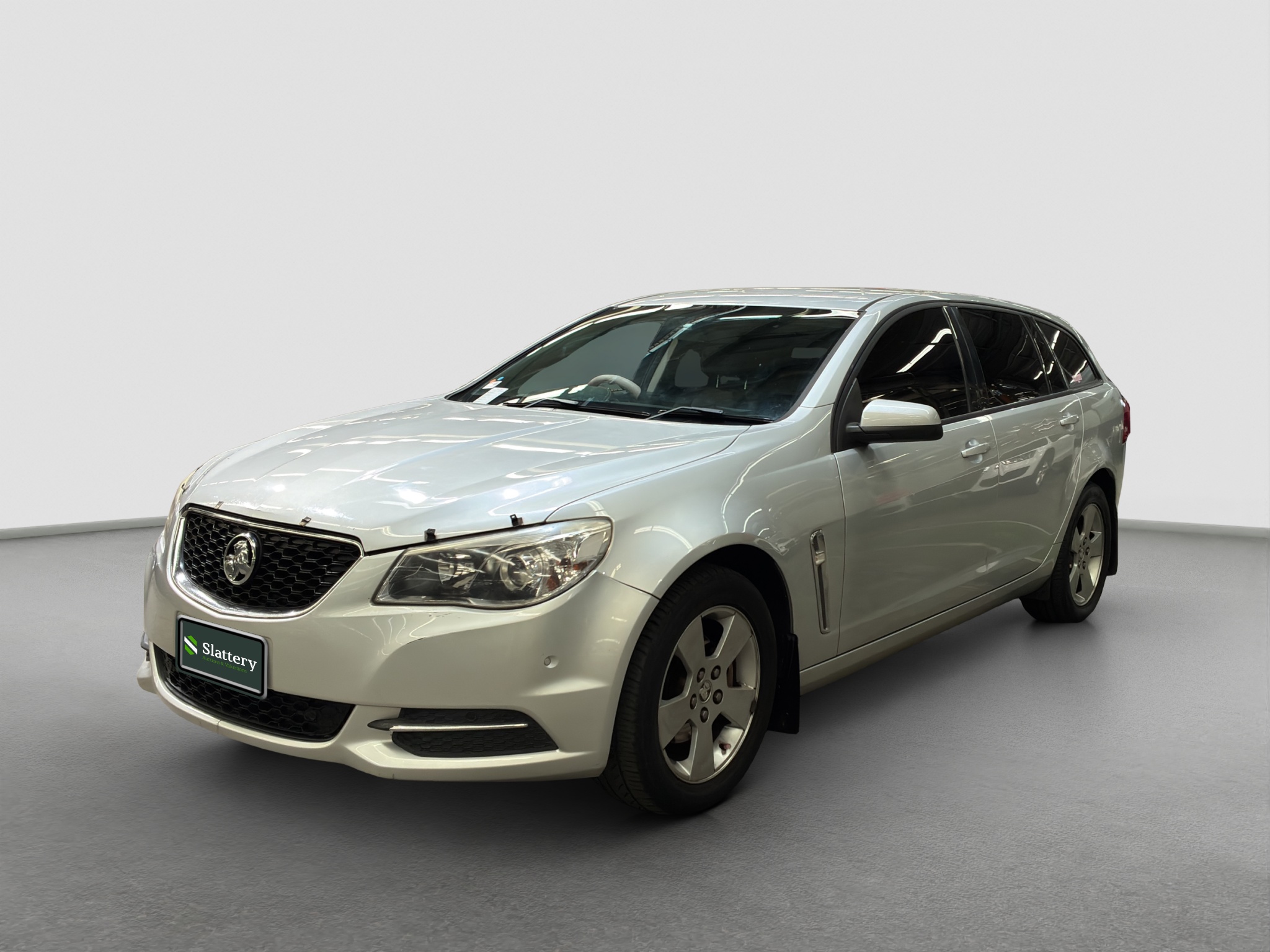 4 · 2015 Holden Commodore Evoke (Petrol) (Auto)