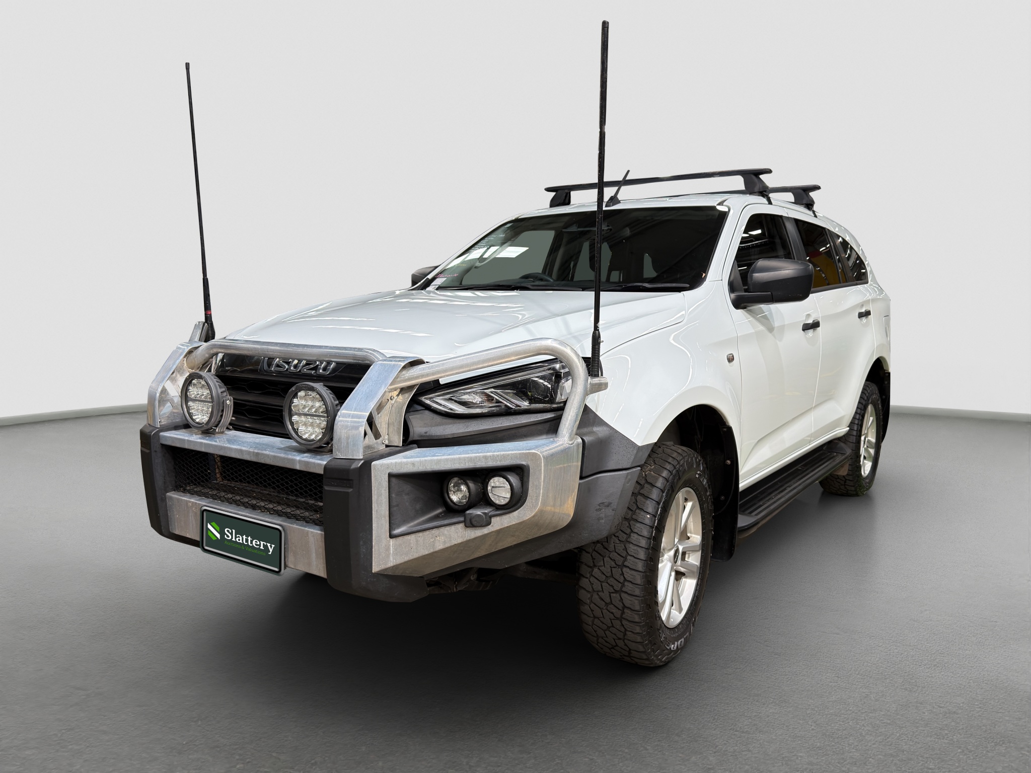 5 · 2021 Isuzu MU-X LS-M 4x4 (Diesel) (Auto)