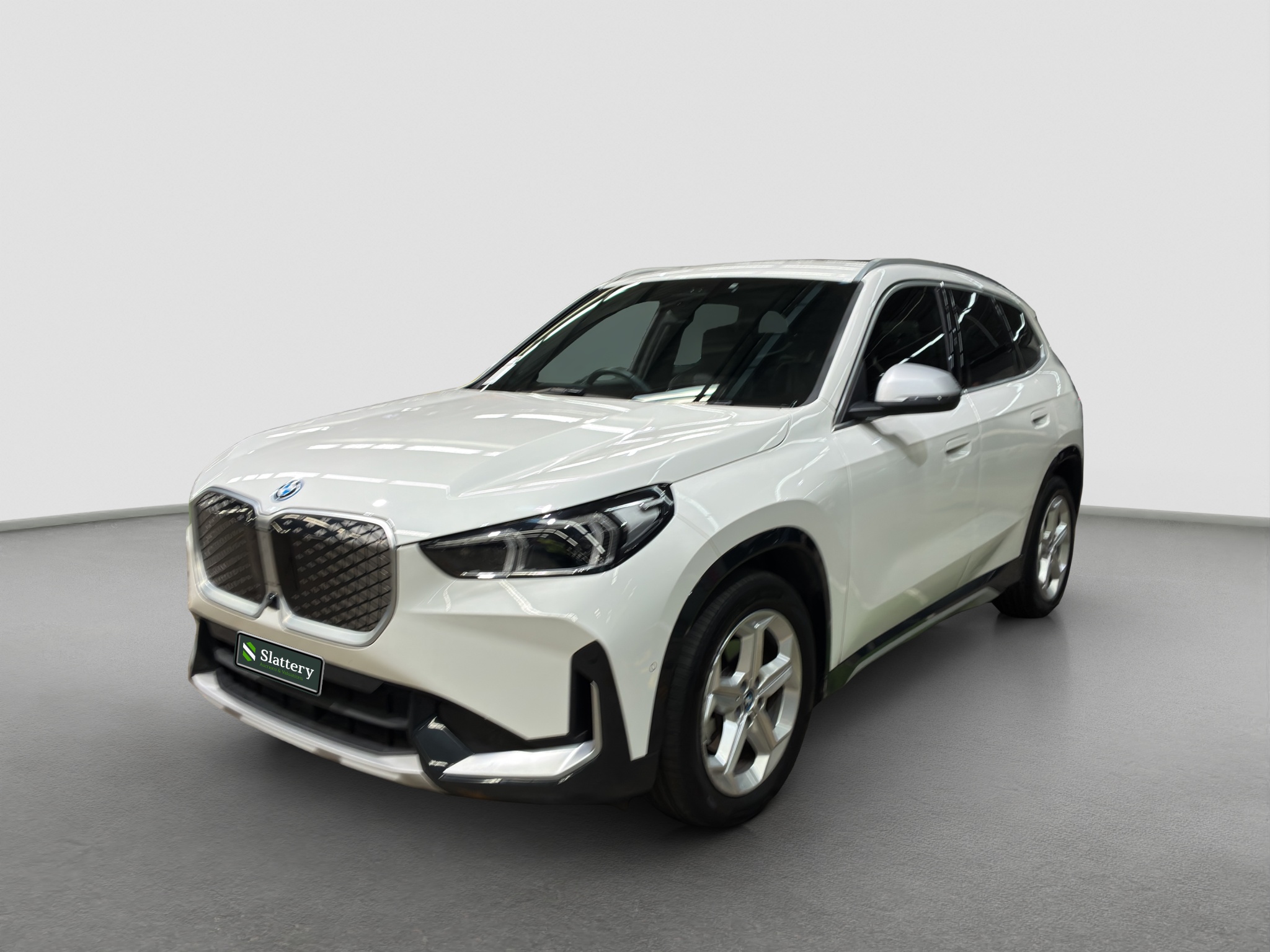 2024 BMW iX1 eDrive20E xLine FWD Wagon (Full Electric) (Ex Lease)