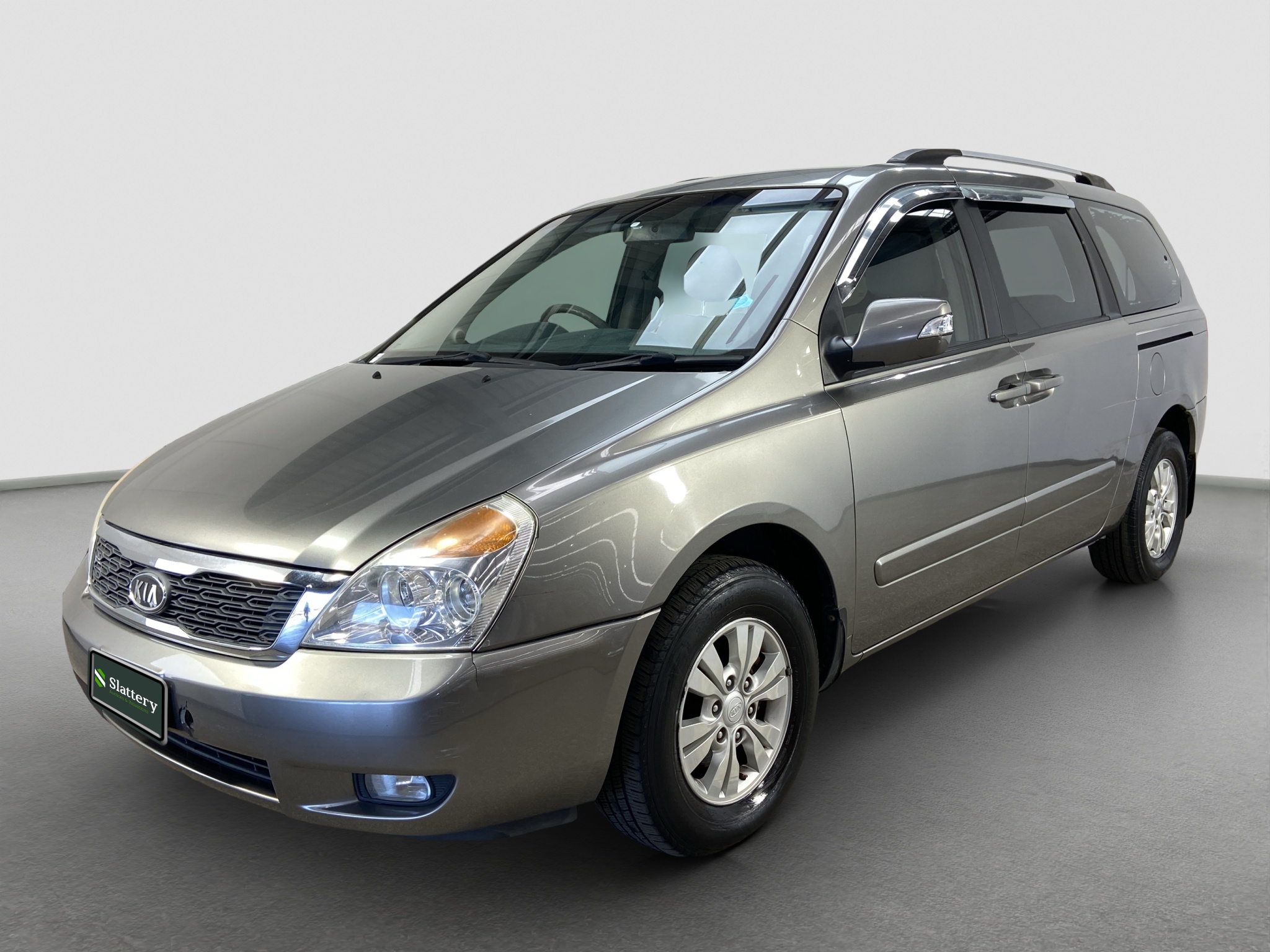 2011 Kia Grand Carnival