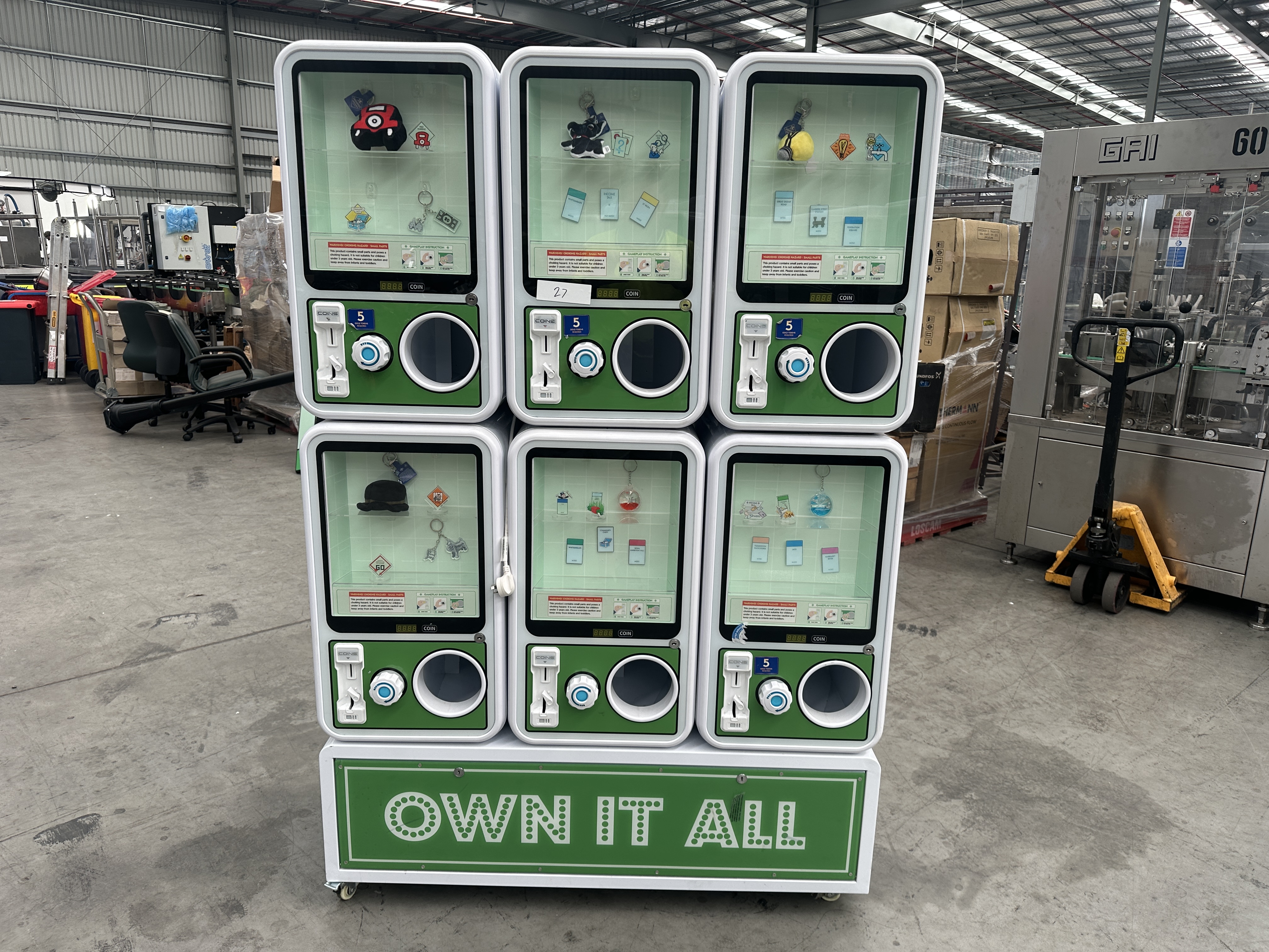 18 · Gatcha Machine - Coin Operated