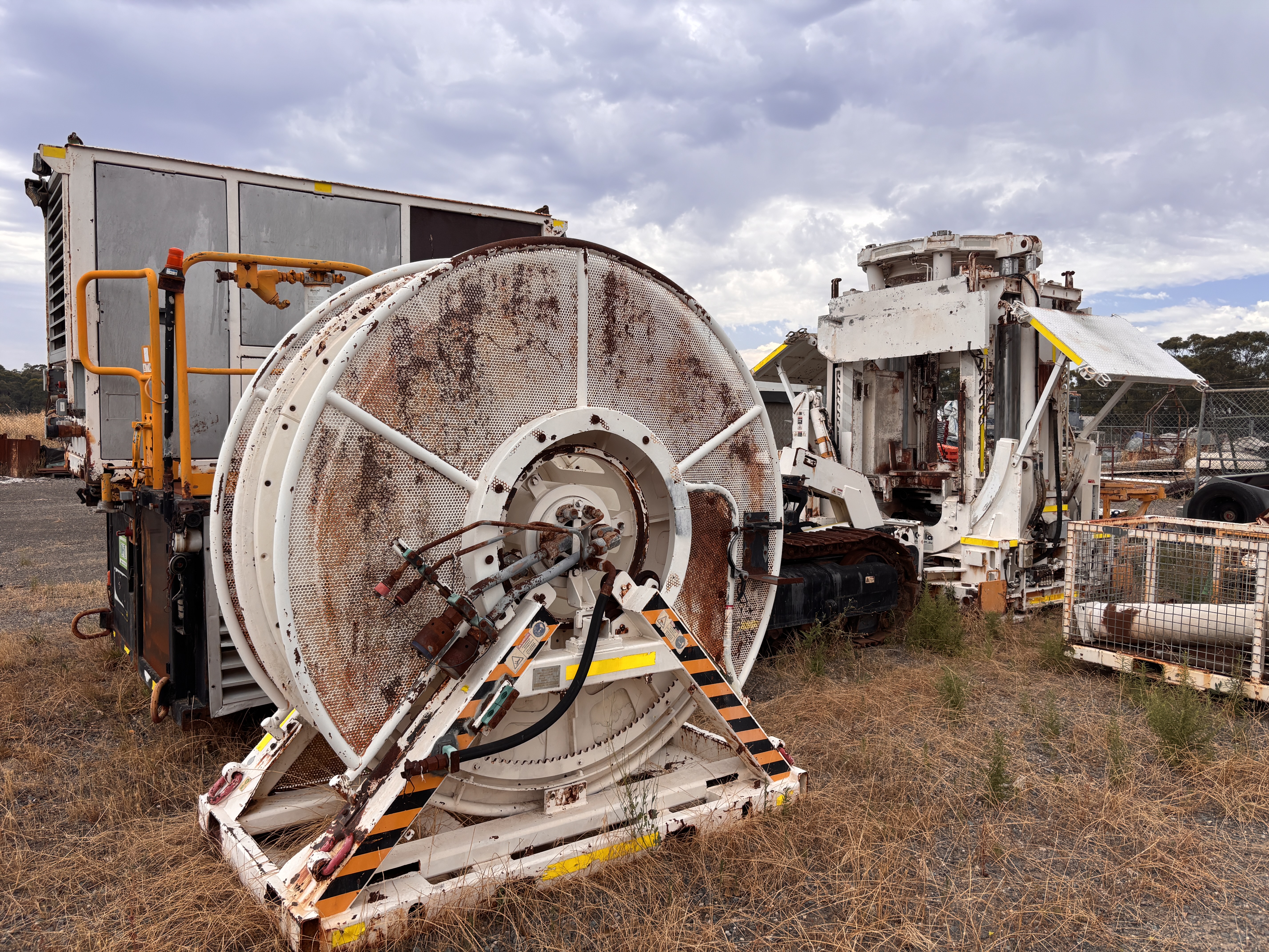 2 · 2012 Herrenknecht BBM1100 Drill