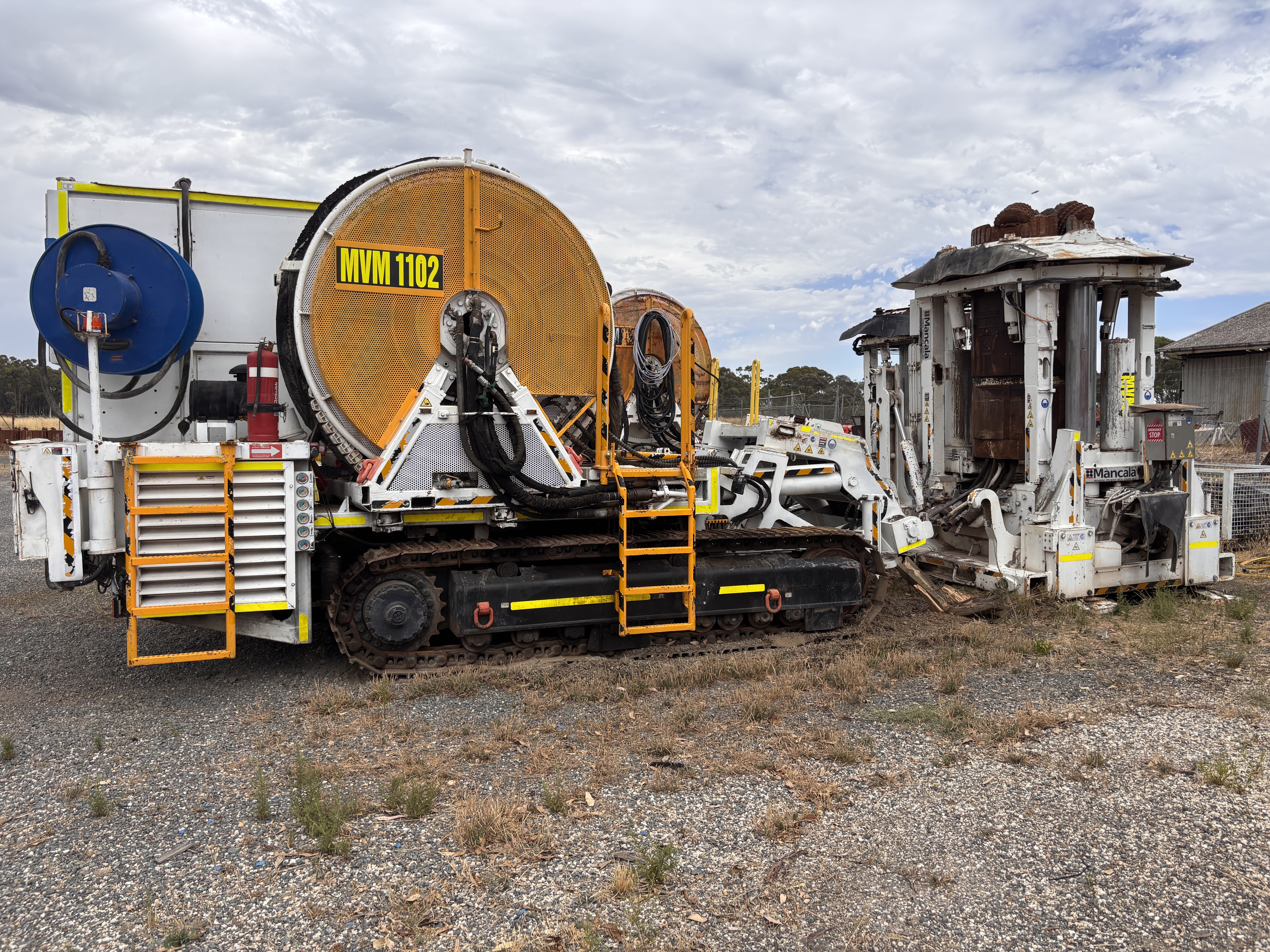 3 · 2012 Herrenknecht BBM1100 Drill