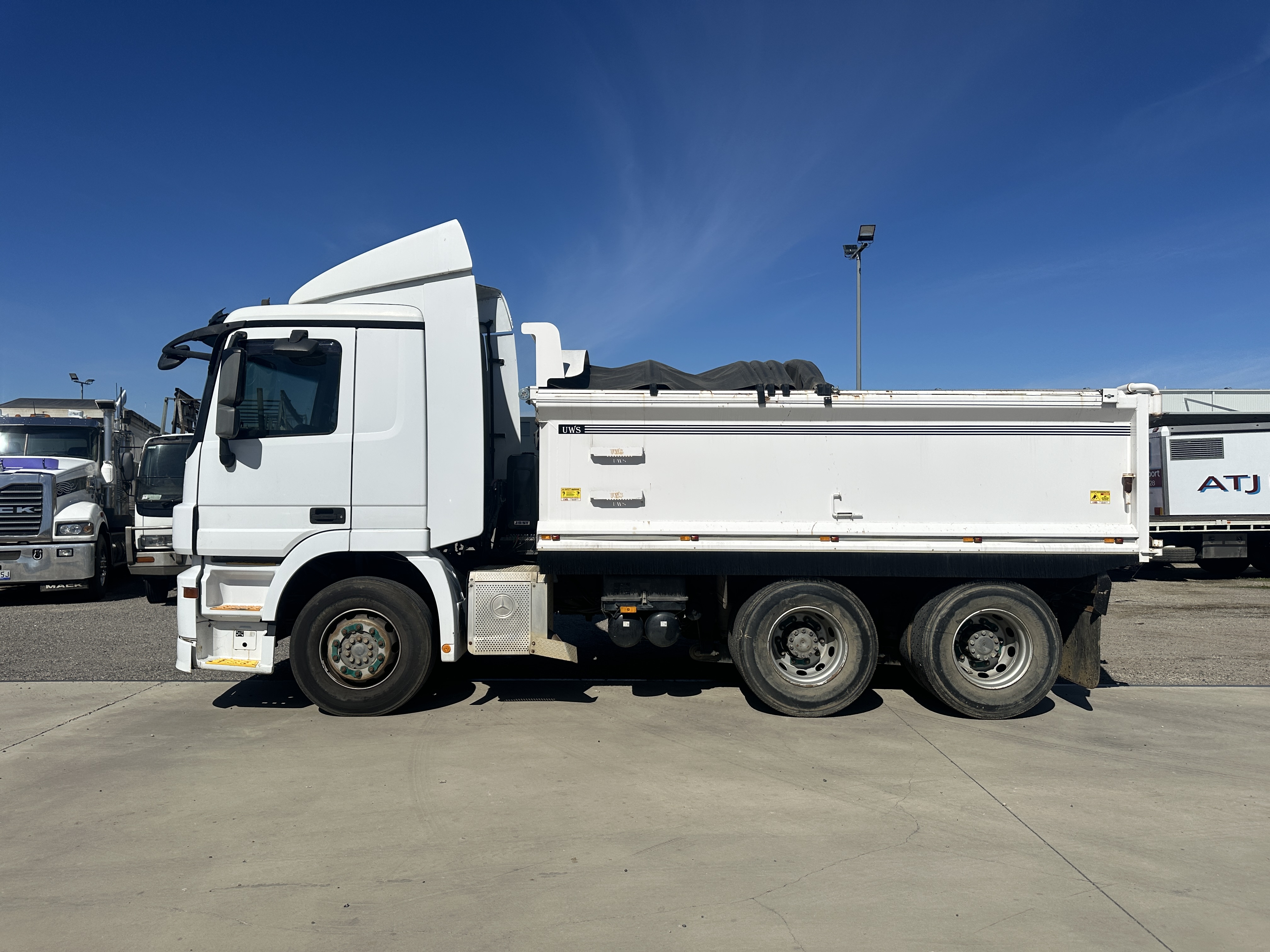 2014 Mercedes Actros 2644 6x4 Tipper
