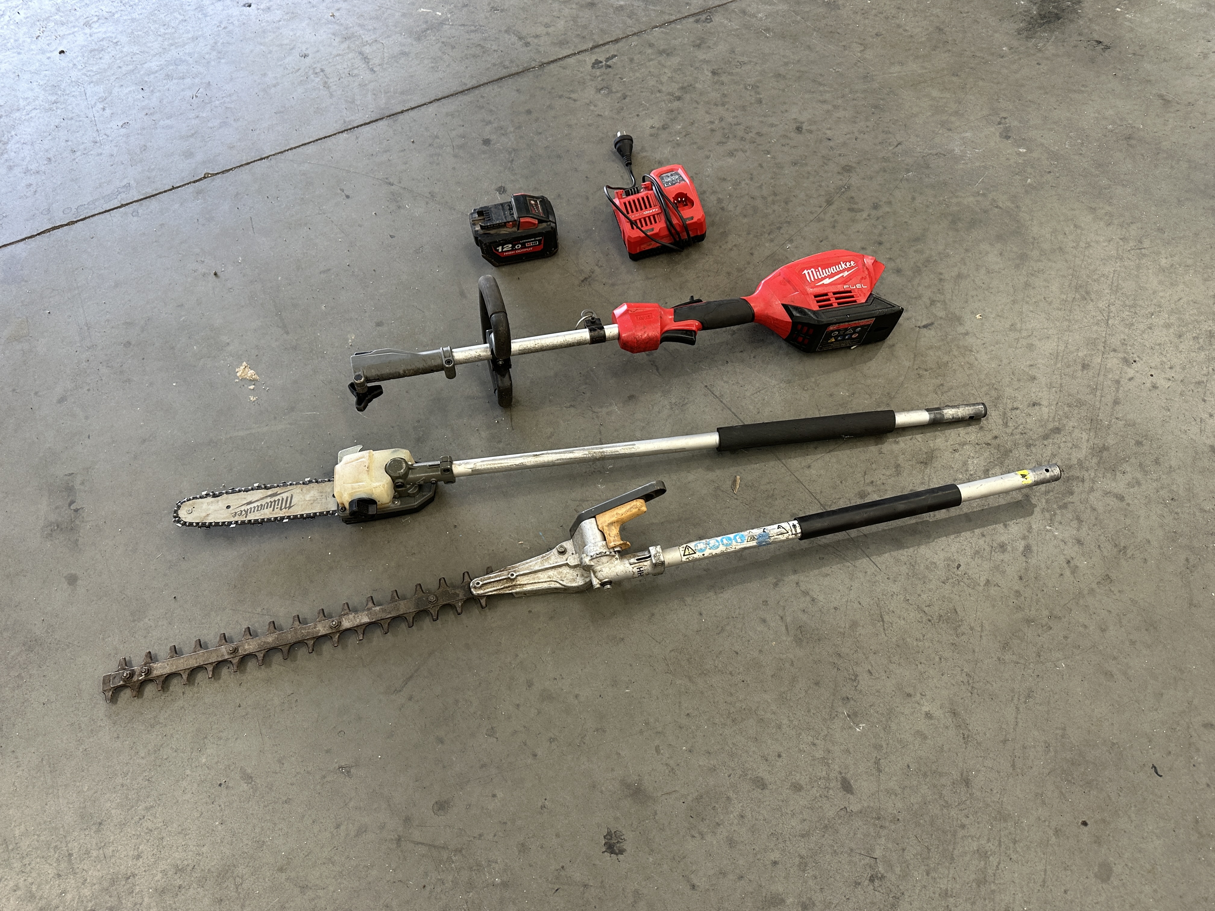 1 x Milwaukee M18 FOPH Multi Function Head With Attachments