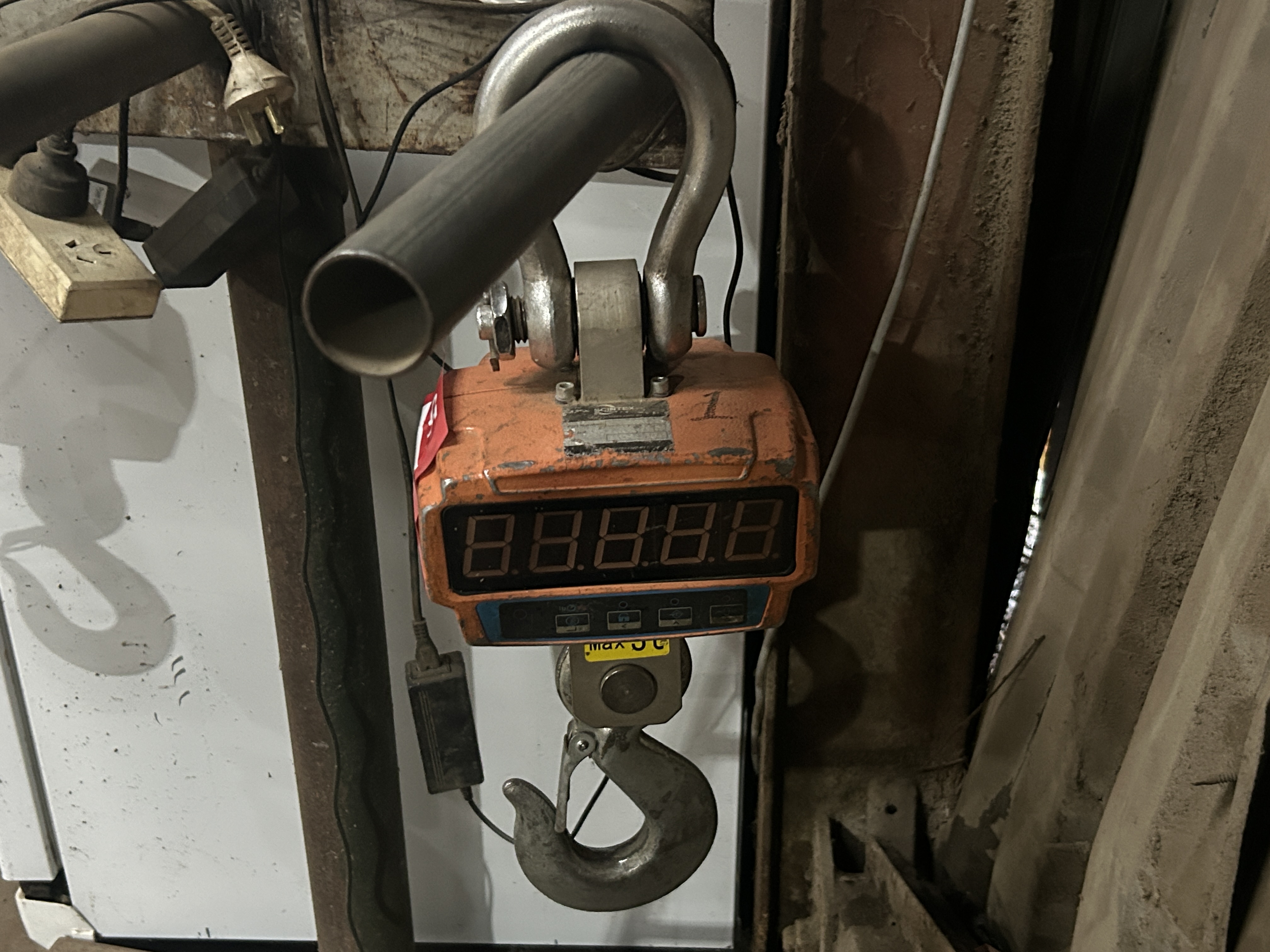 13 · Hook Crane Scale