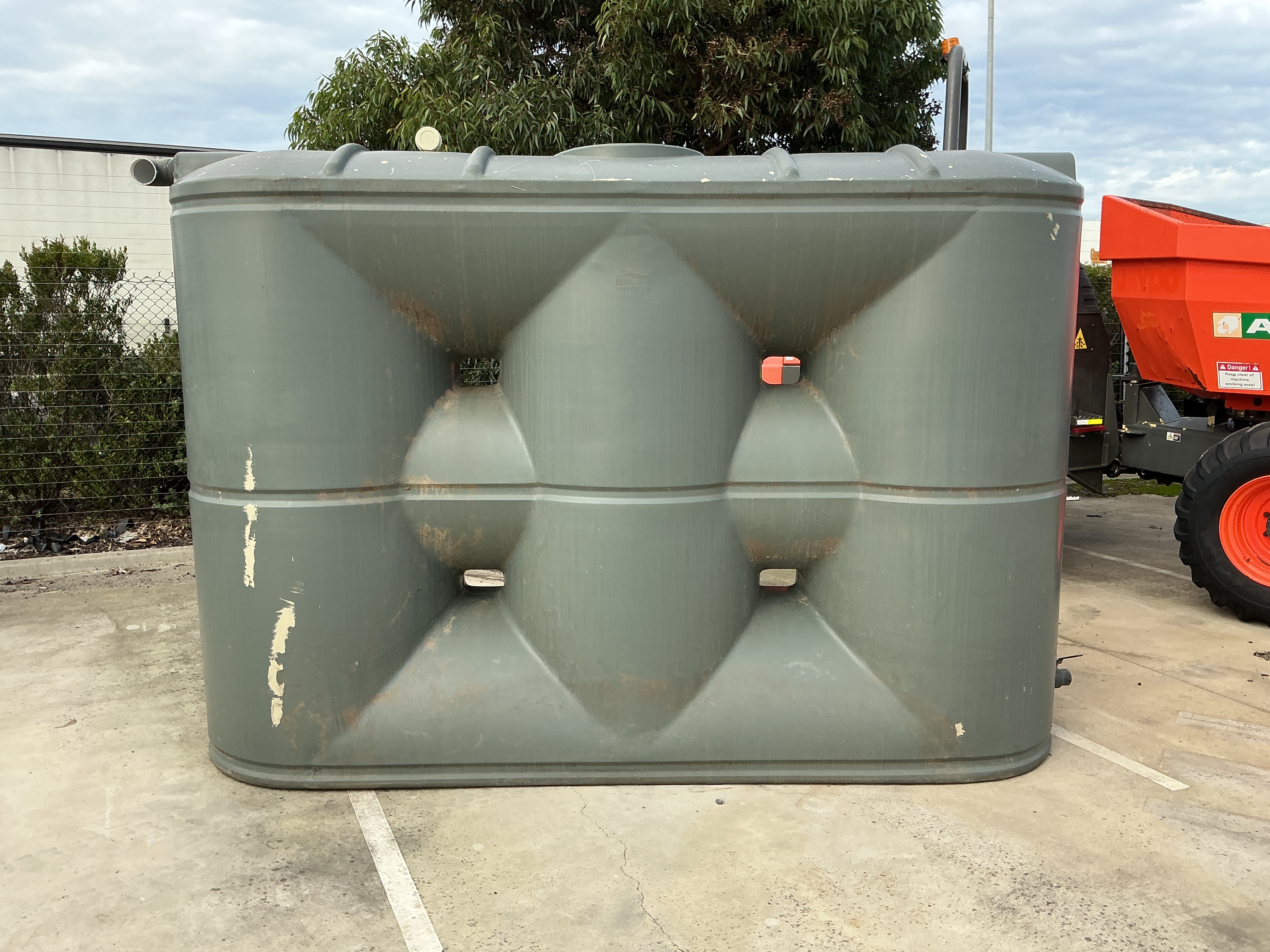 18 · 5,000 ltr Enviro Water Tank (Council asset)