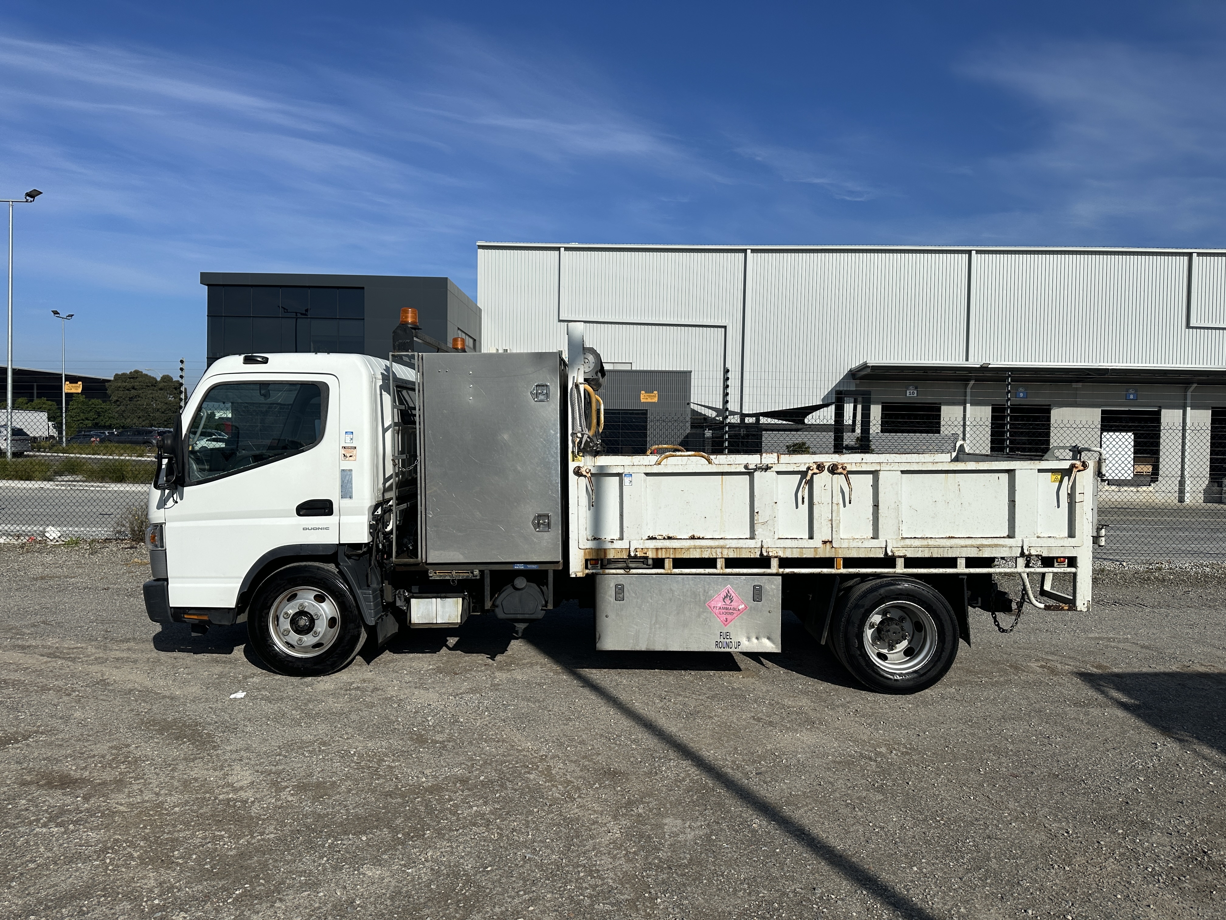 2015 Mitsubishi Fuso Canter 815 4x2 Tipper (Council asset)