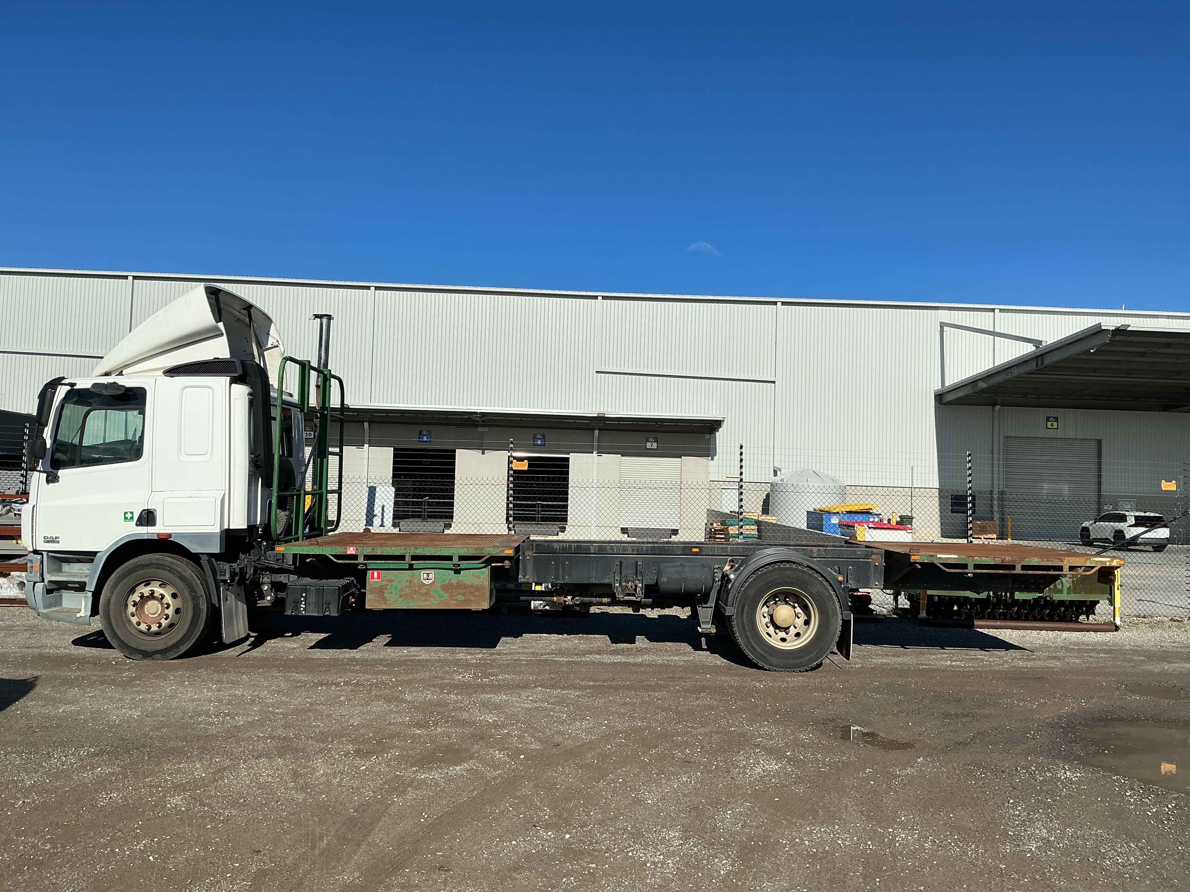 2003 DAF CF 4x2 Tray Truck