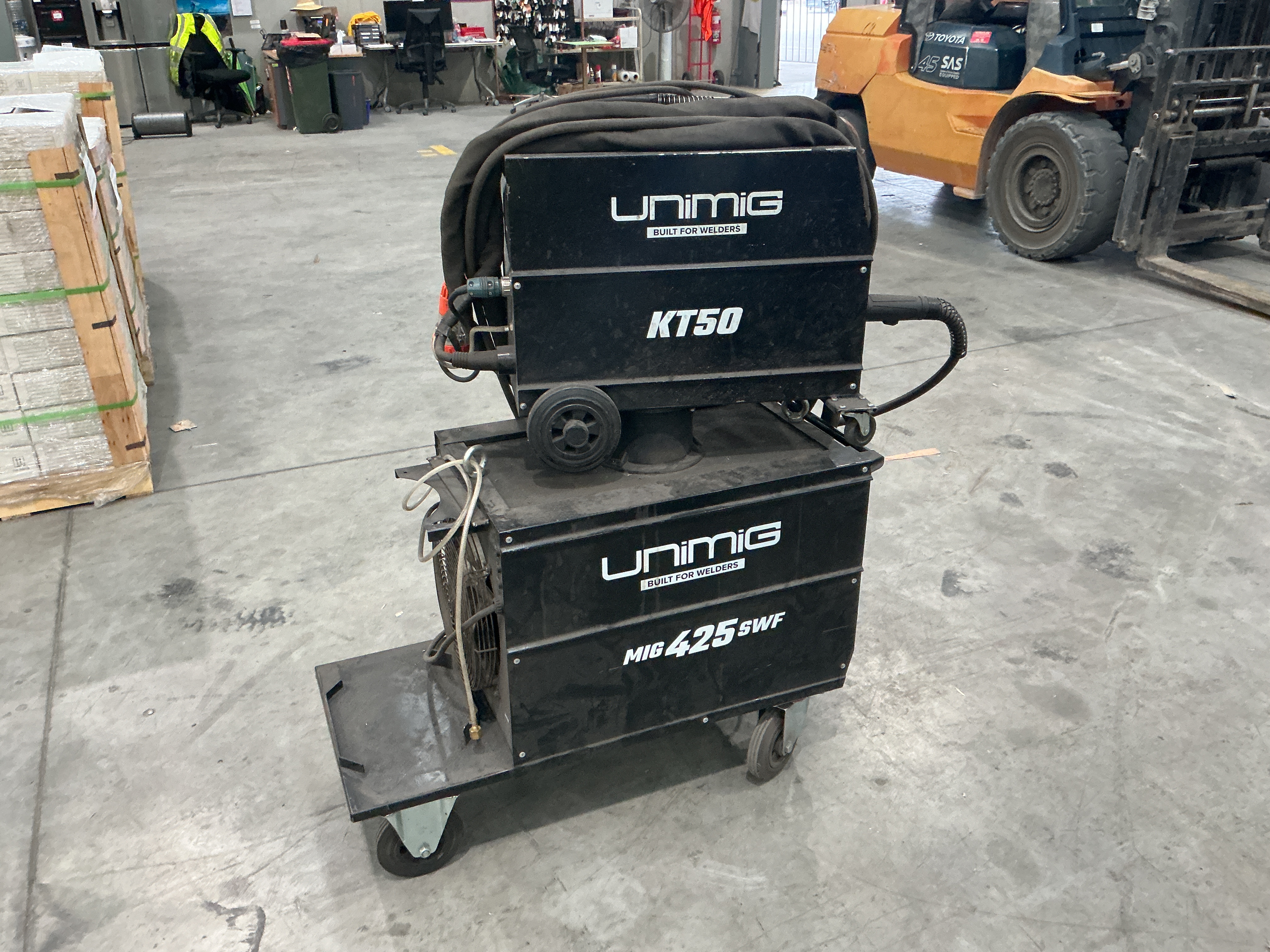 3 · UNIMIG 425SWF MIG Welder