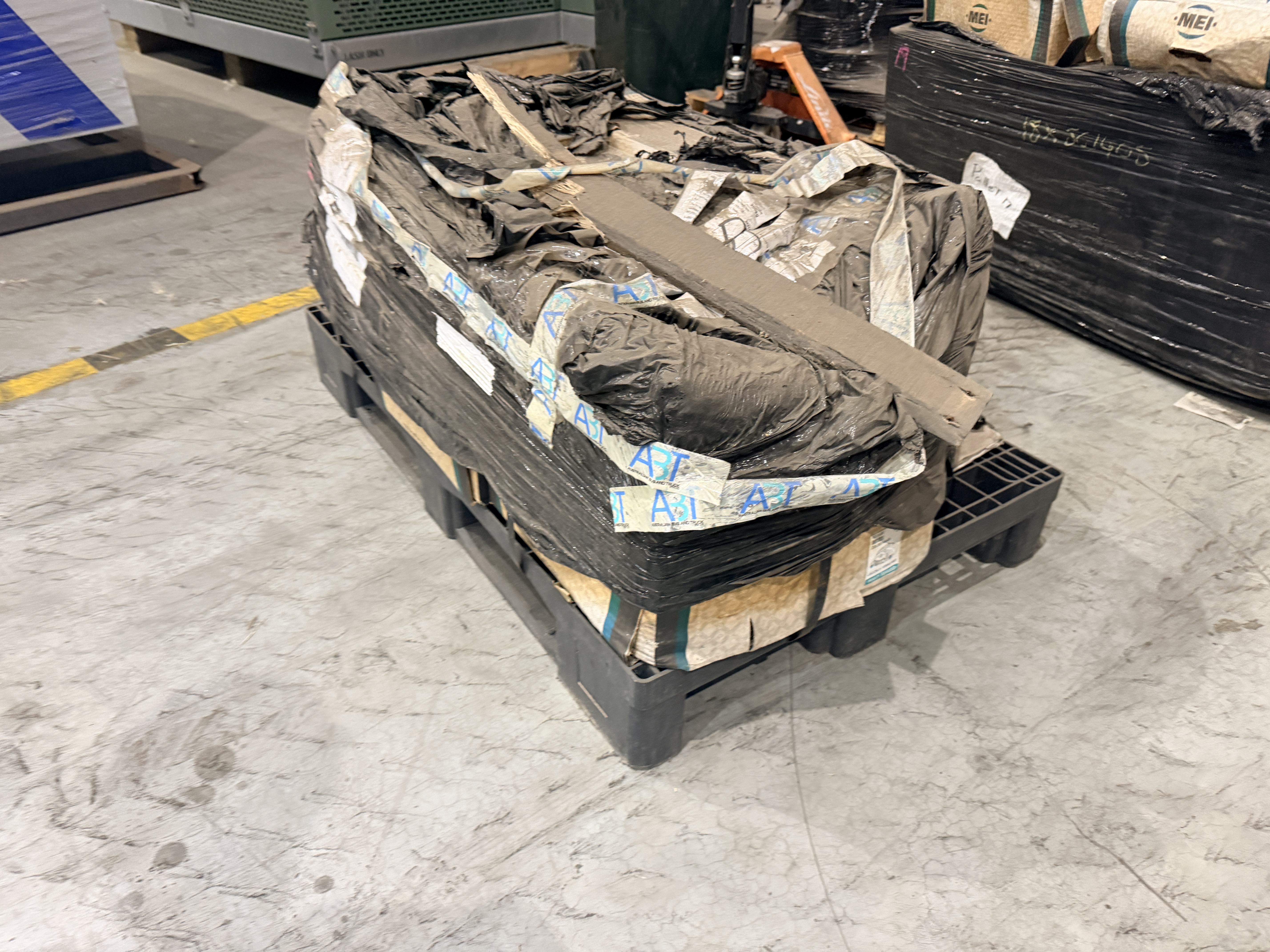 Pallet of Brake Calipers to Suit Scania, MAN, Mercedes & Bustech